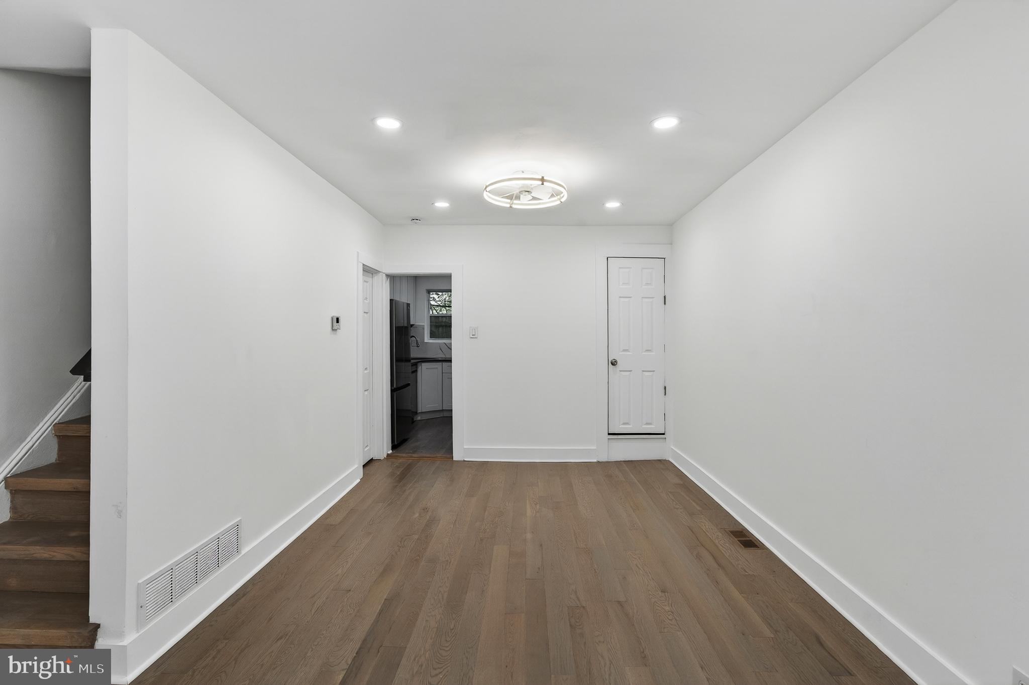 POINT BREEZE - Residential
