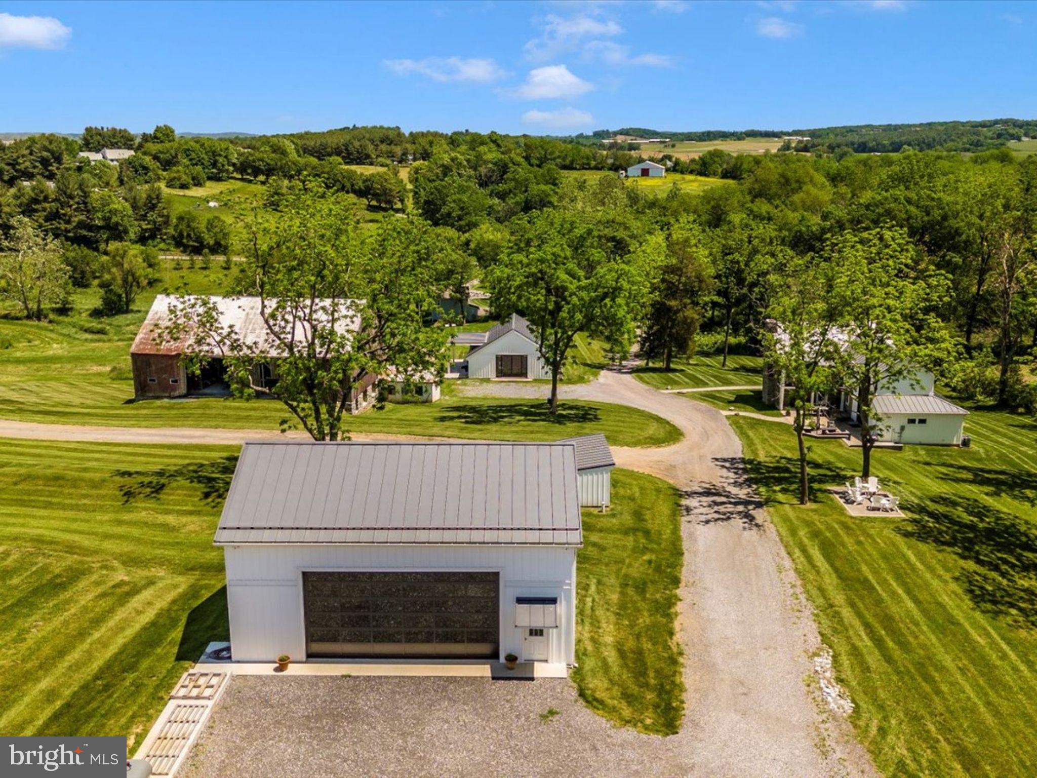 NEW WINDSOR - Farm