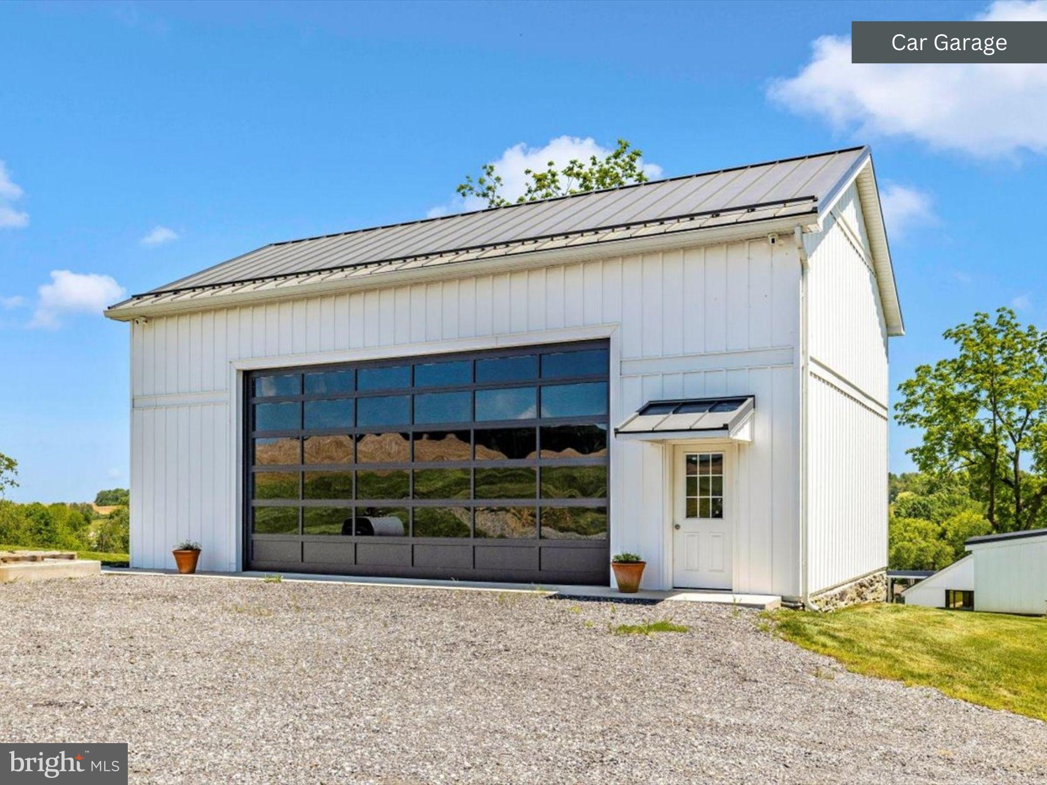 NEW WINDSOR - Farm