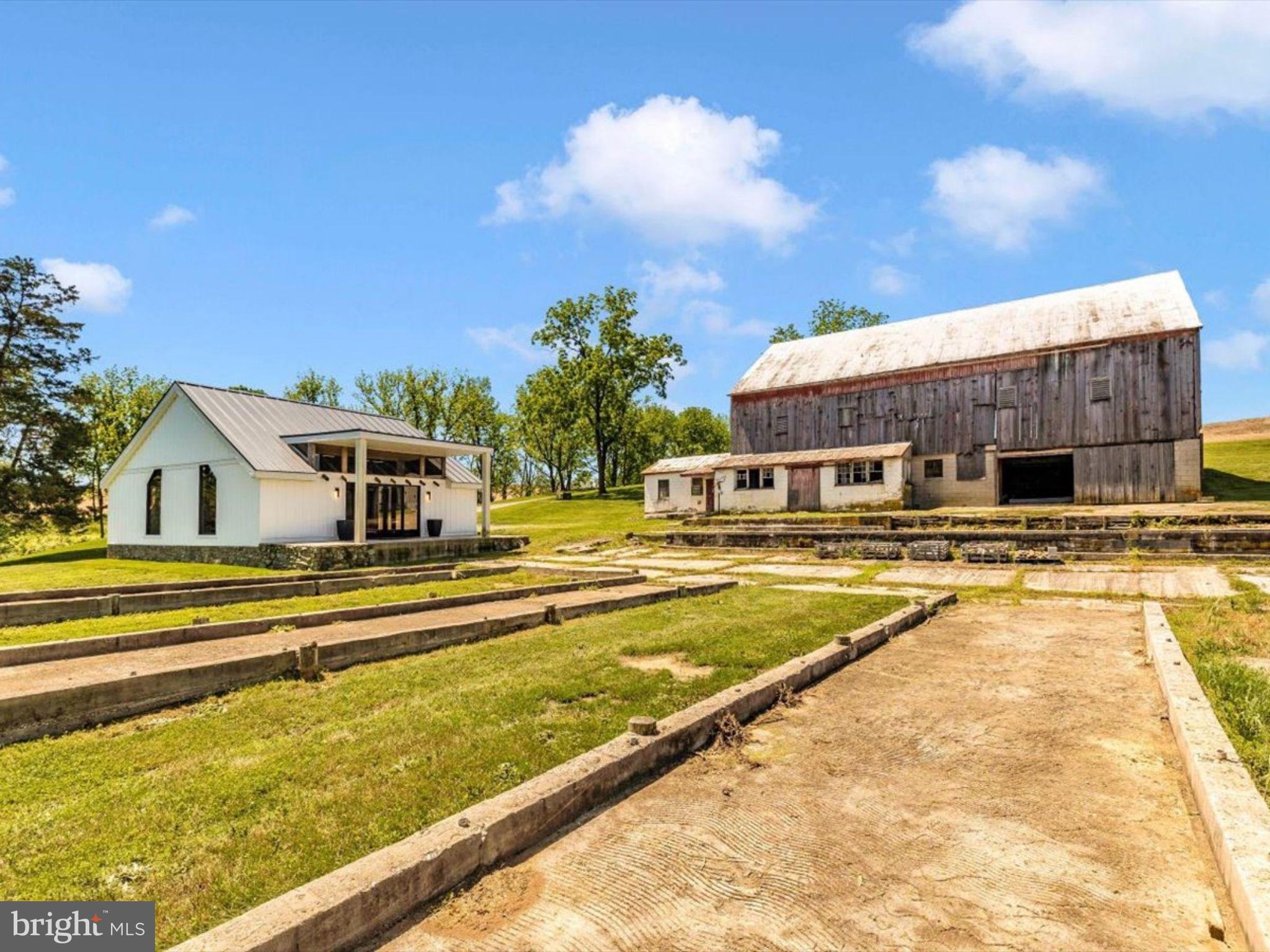 NEW WINDSOR - Farm