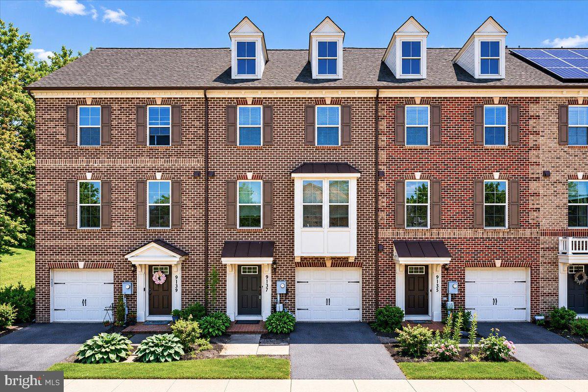 VILLAGES OF URBANA - Residential