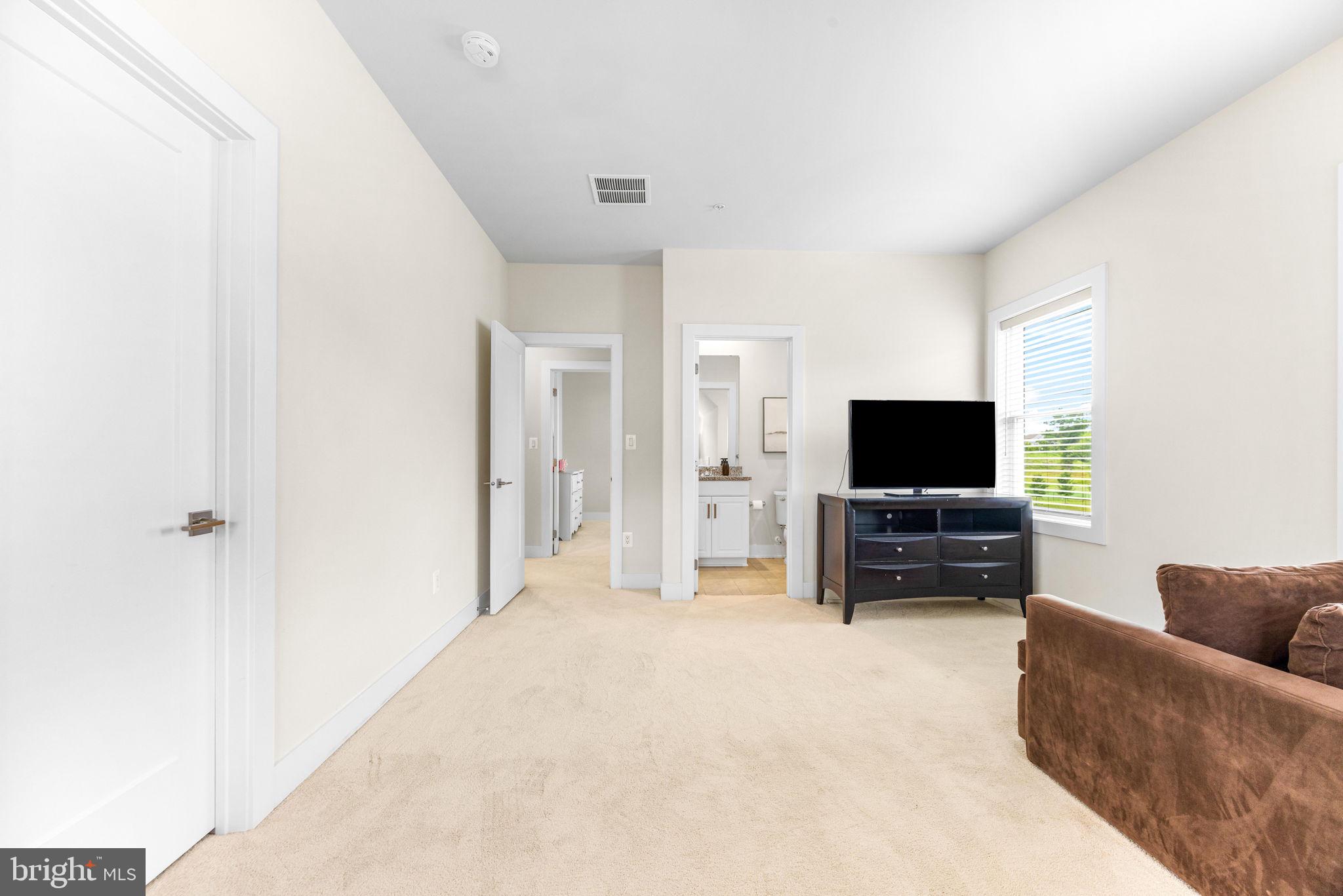 TURF VALLEY - Residential
