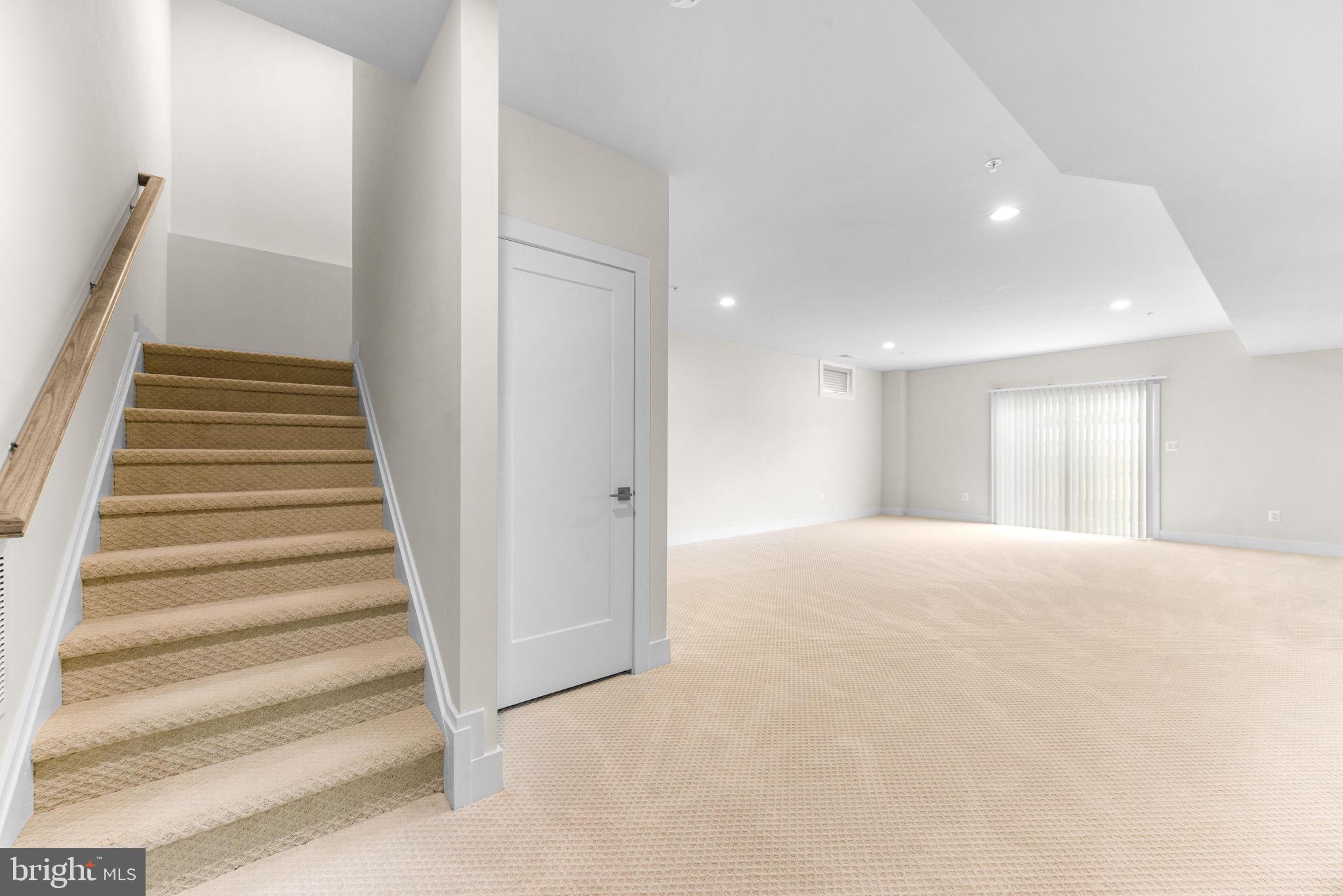 TURF VALLEY - Residential
