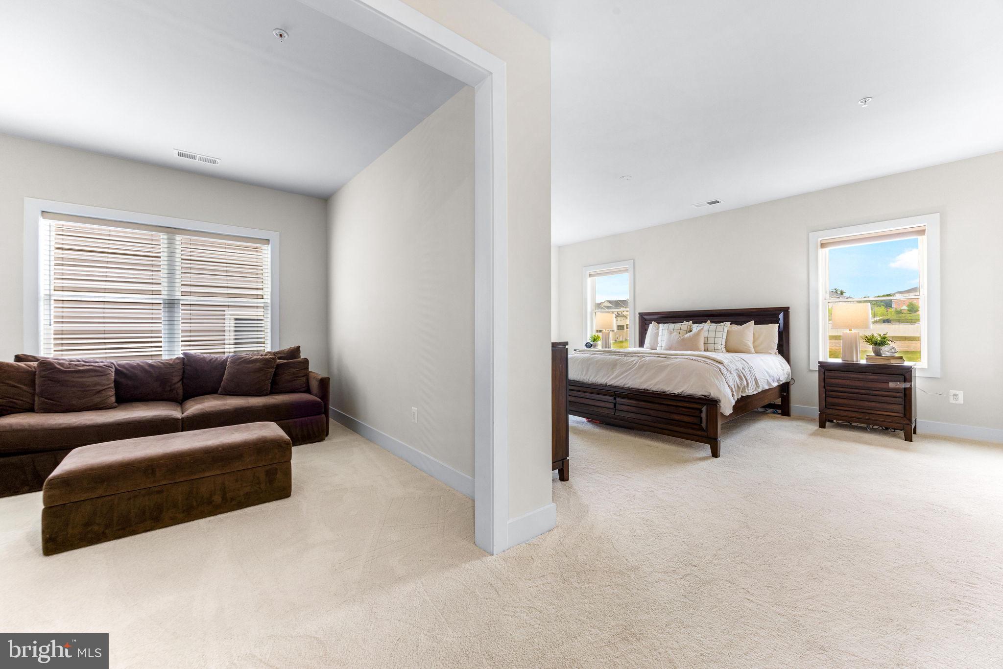 TURF VALLEY - Residential