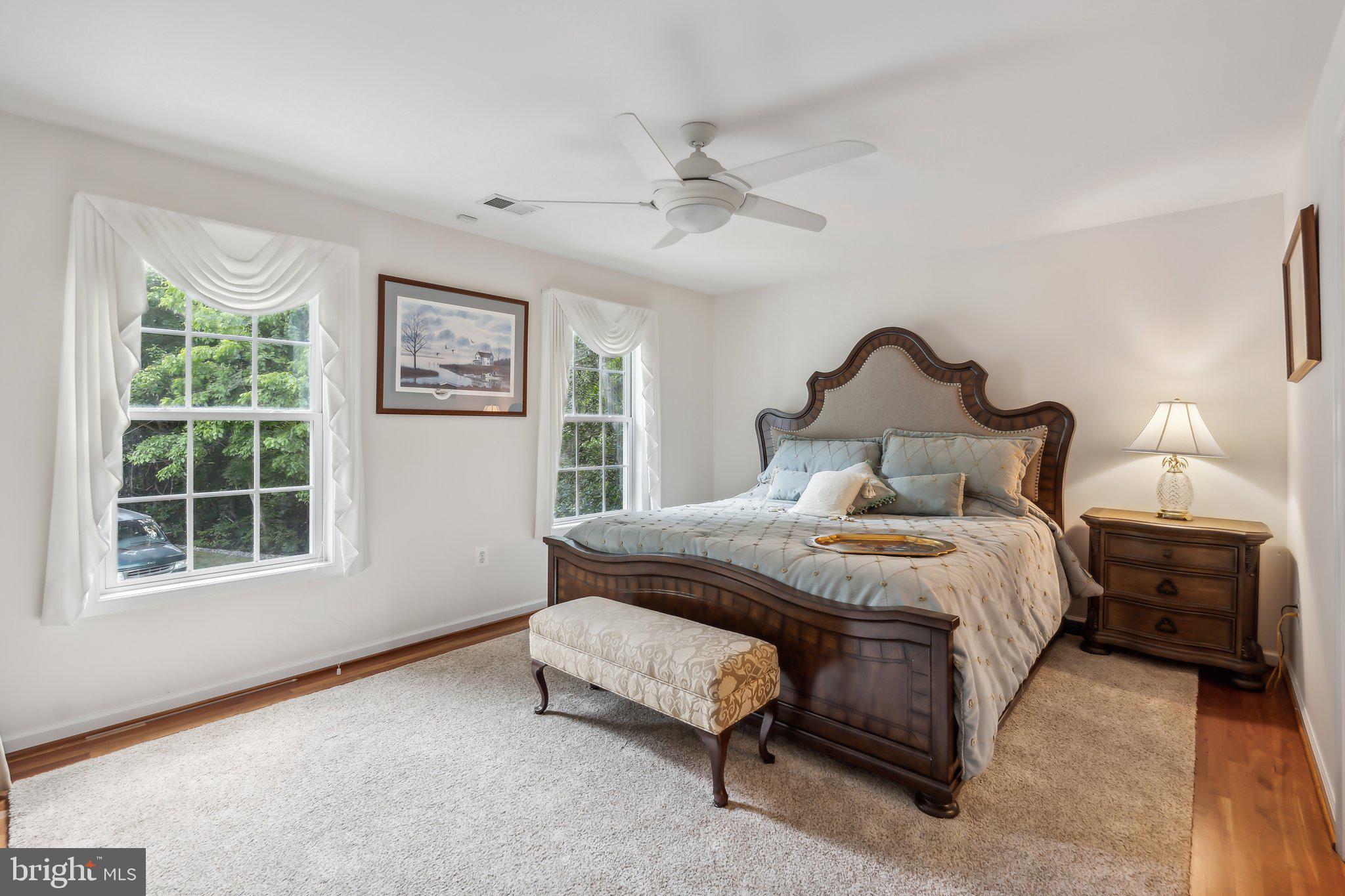 WILLIAMSBURG ON THE POTOMAC - Residential