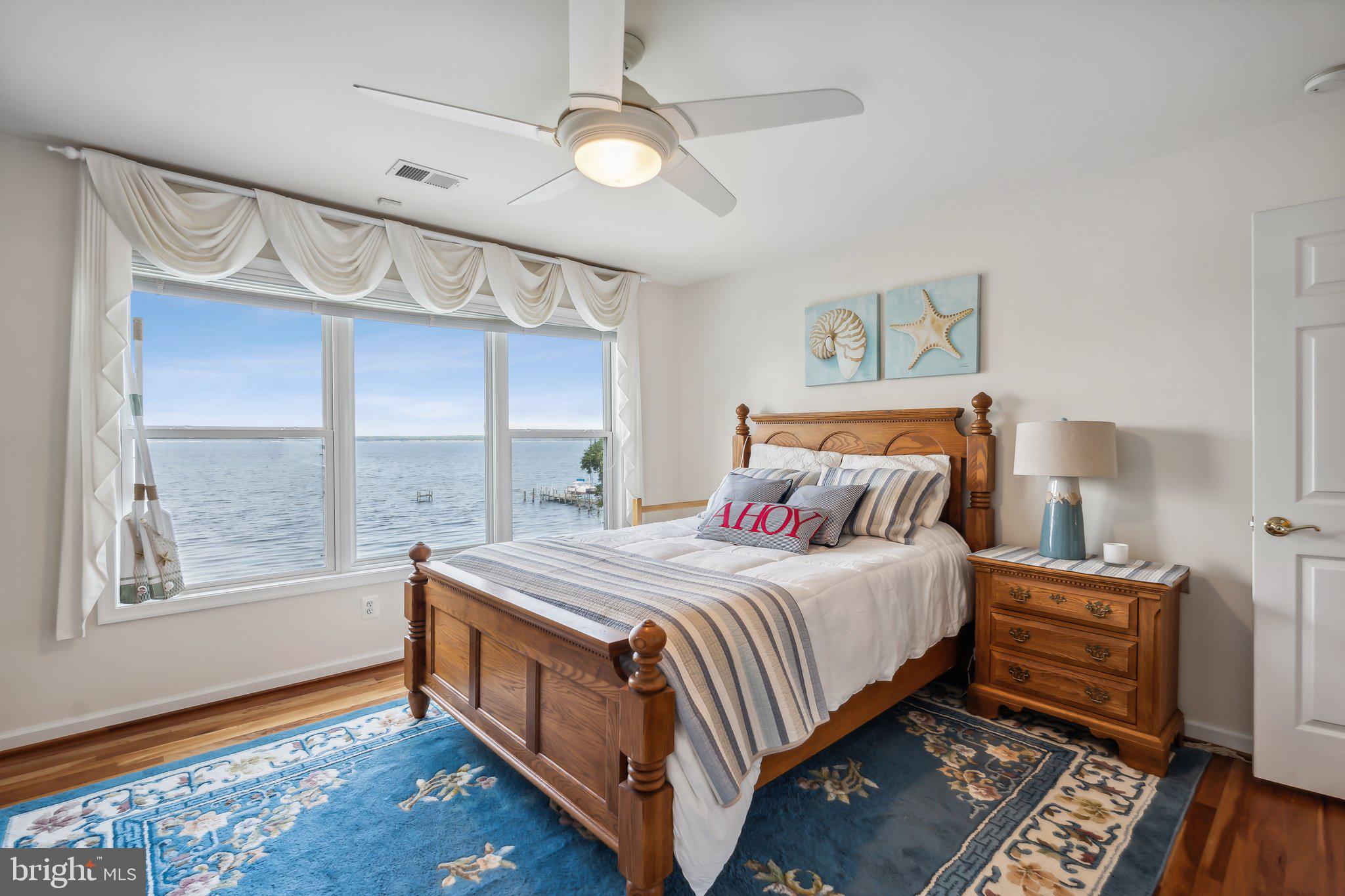 WILLIAMSBURG ON THE POTOMAC - Residential