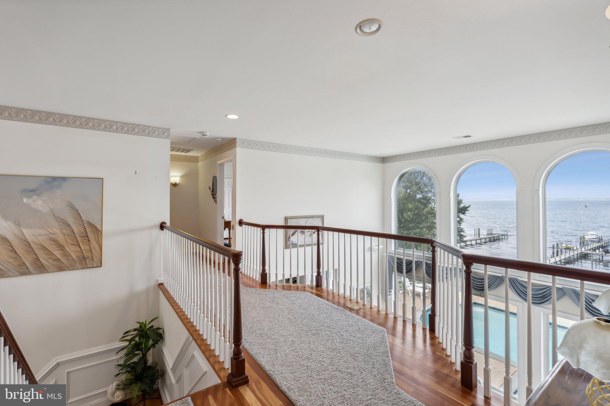 WILLIAMSBURG ON THE POTOMAC - Residential