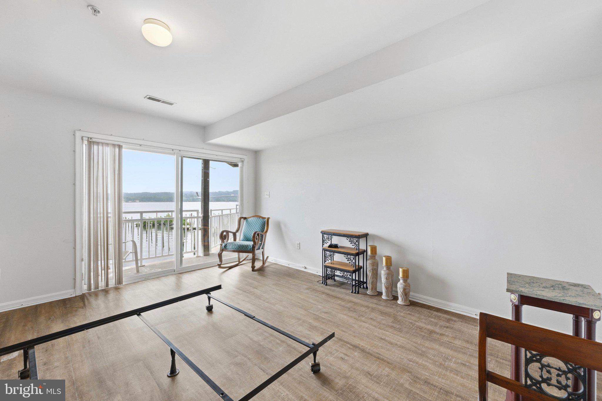 OWENS LANDING - Residential
