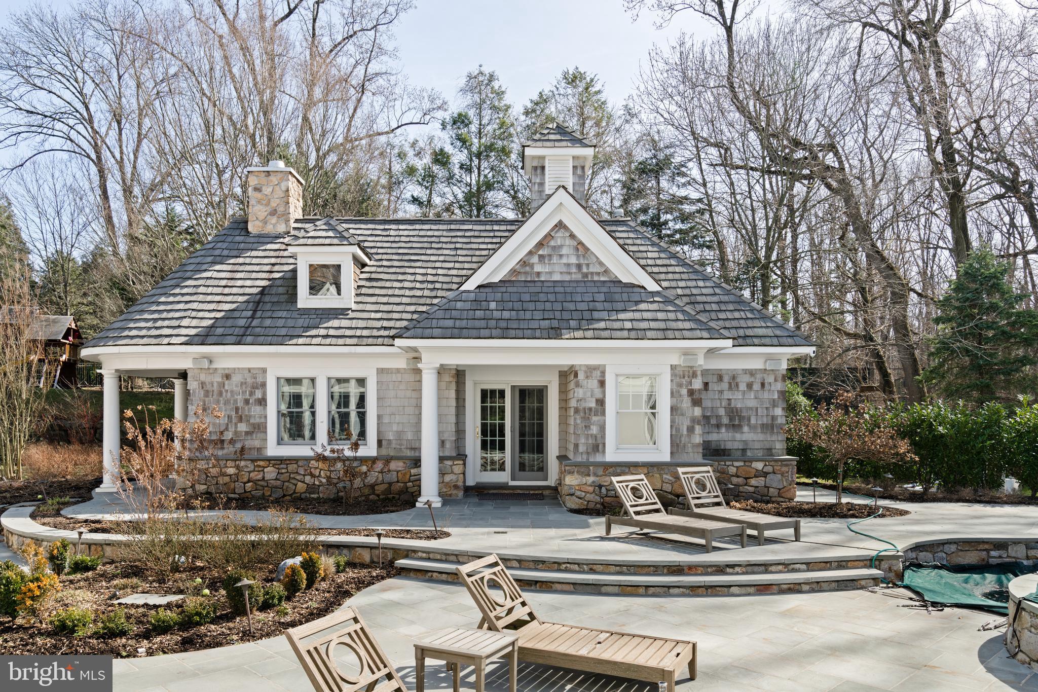 WINFIELD - Residential