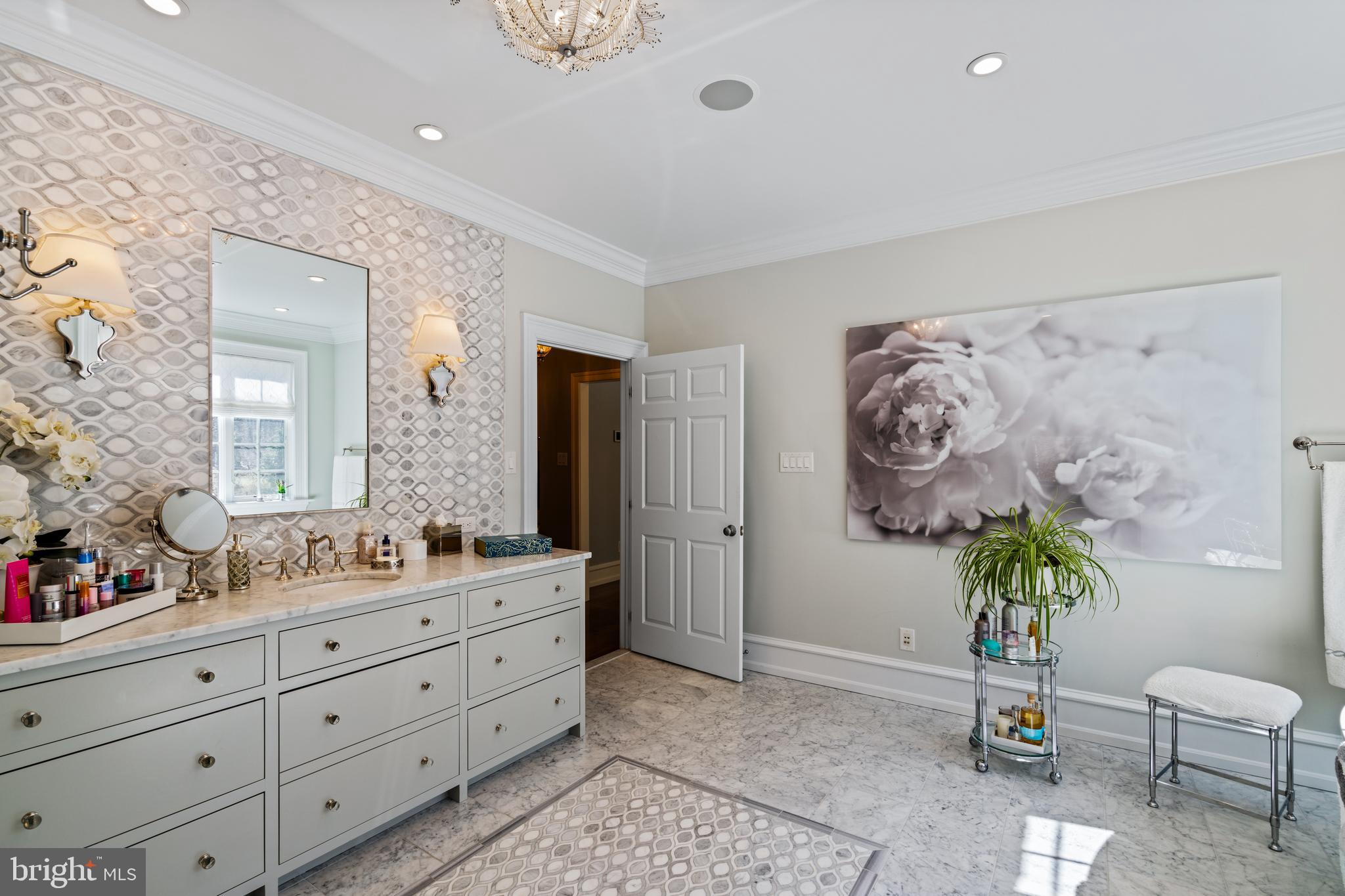 WINFIELD - Residential
