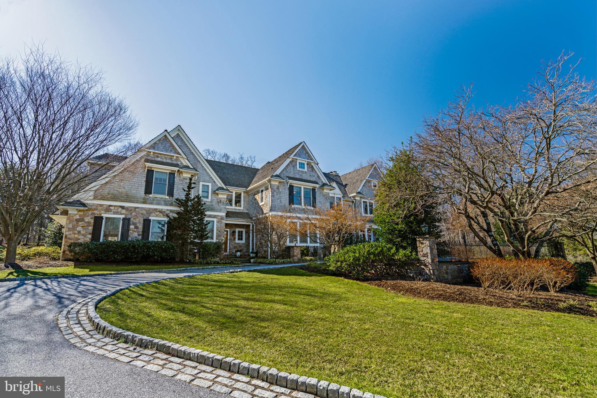 WINFIELD - Residential