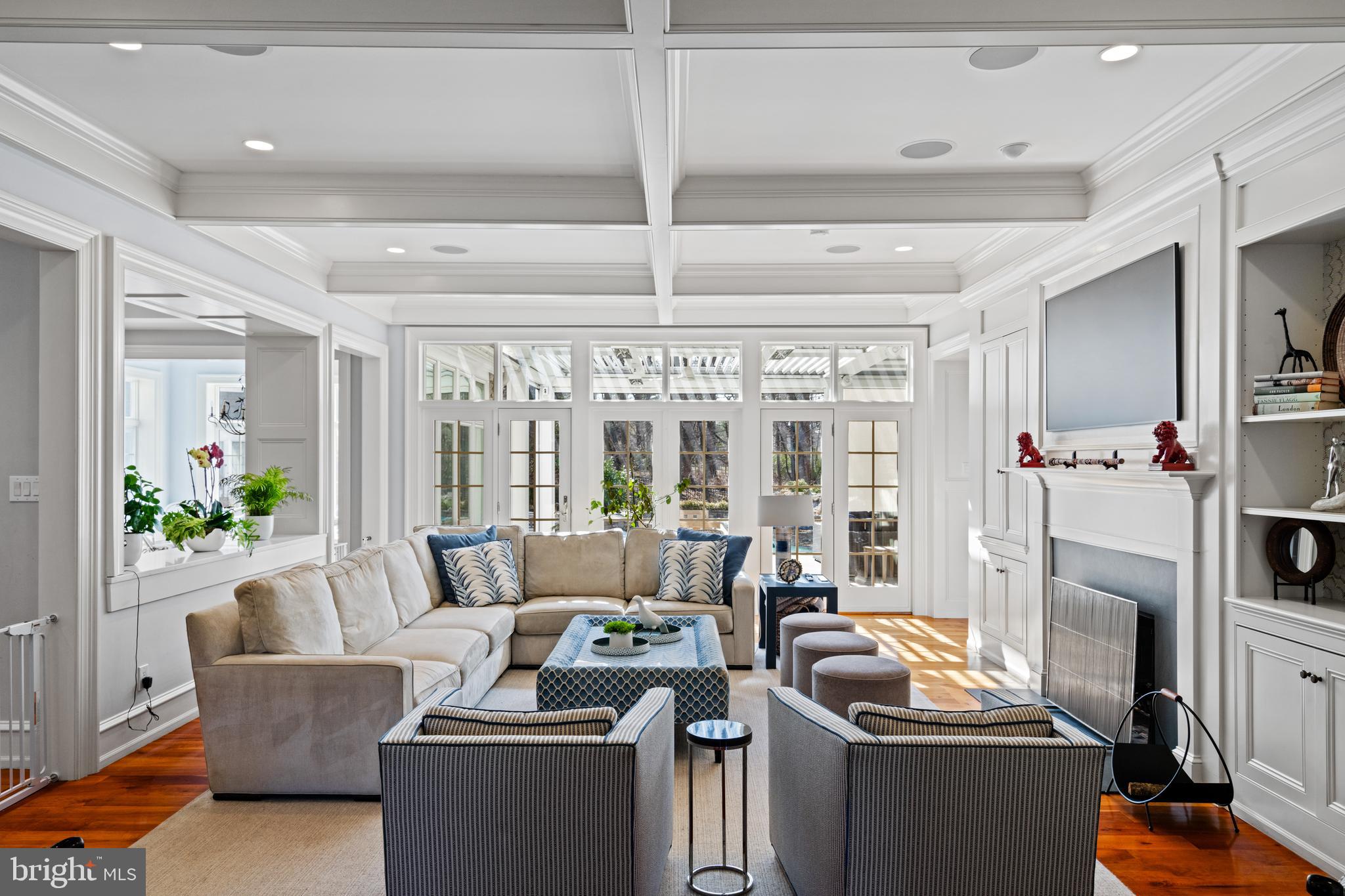WINFIELD - Residential
