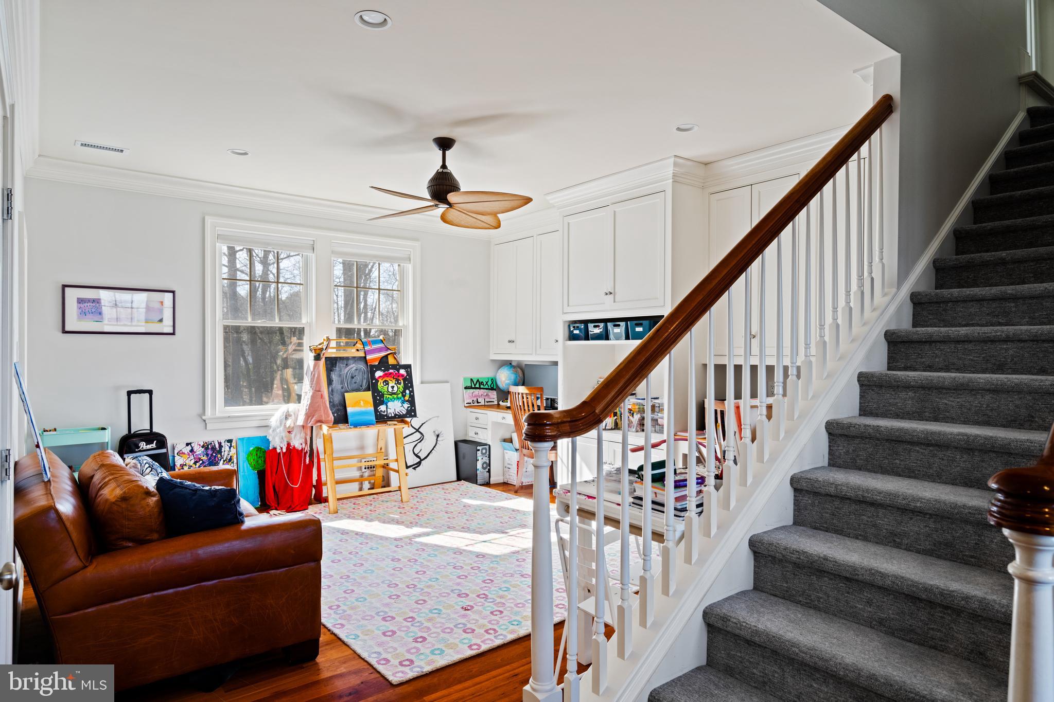 WINFIELD - Residential