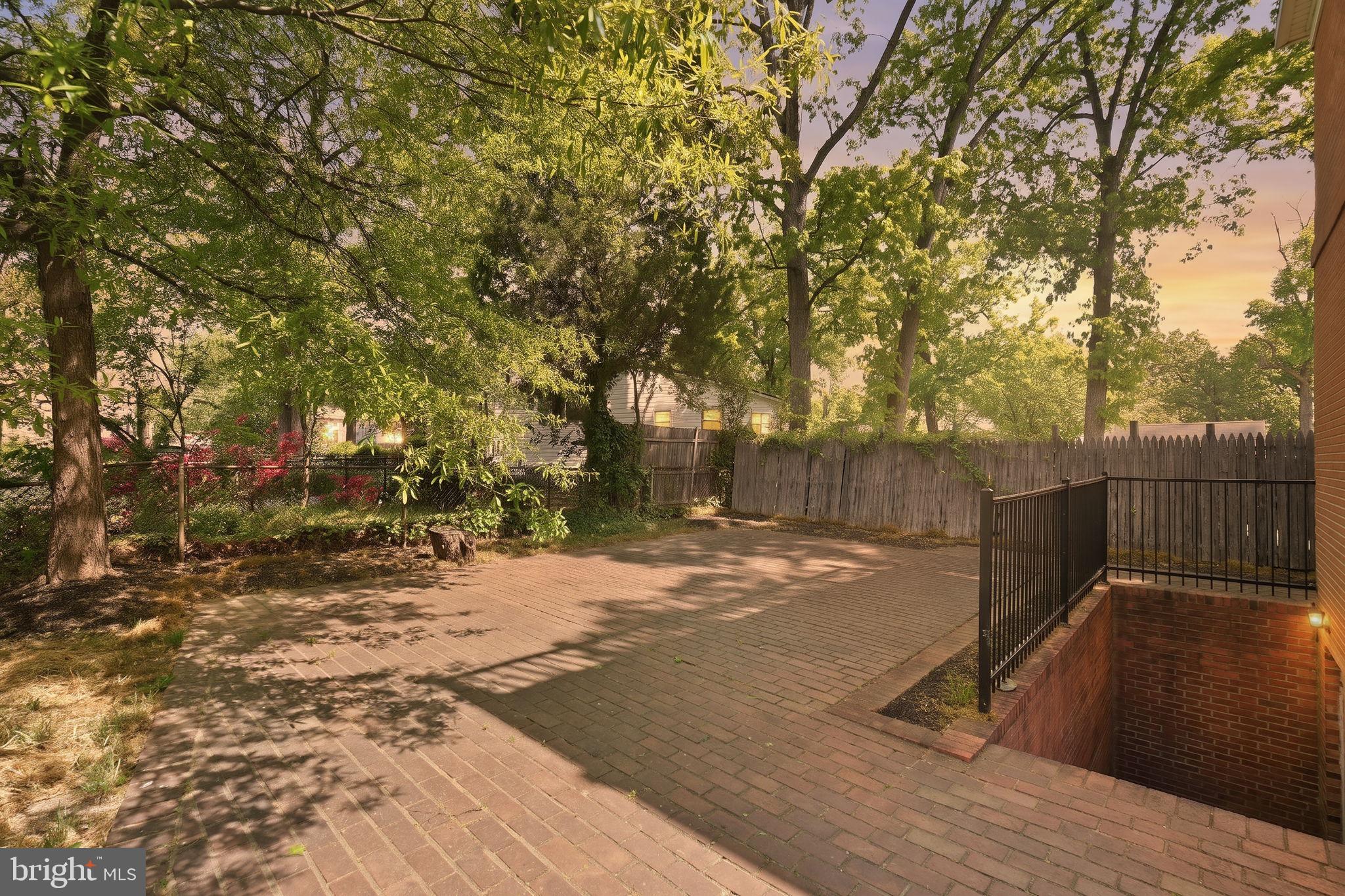 COLUMBIA FOREST - Residential