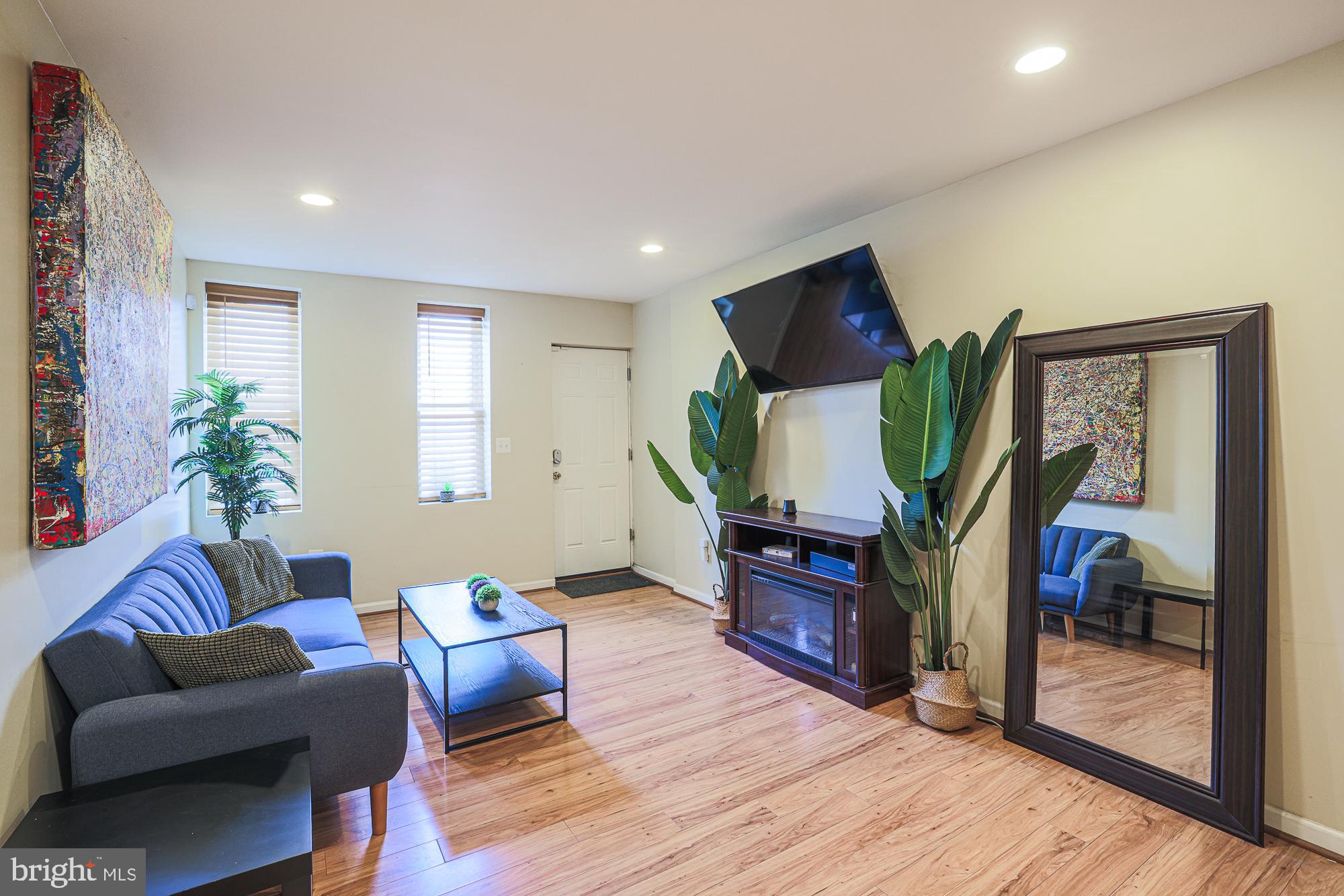 MOUNT CLARE - Residential