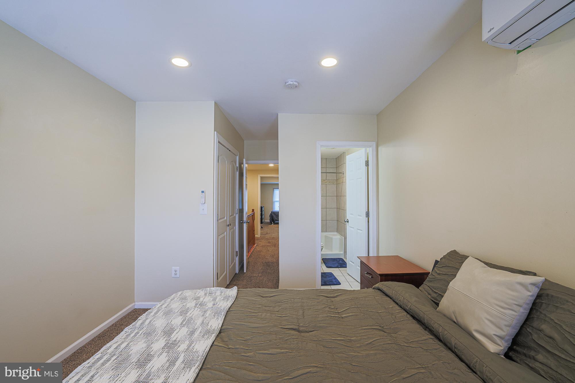 MOUNT CLARE - Residential