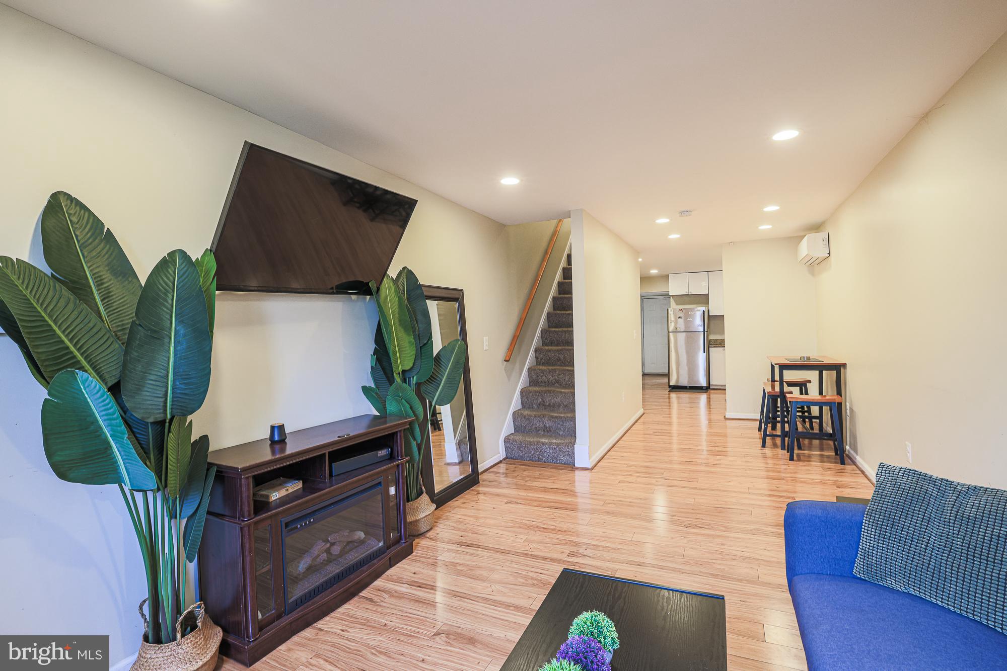 MOUNT CLARE - Residential