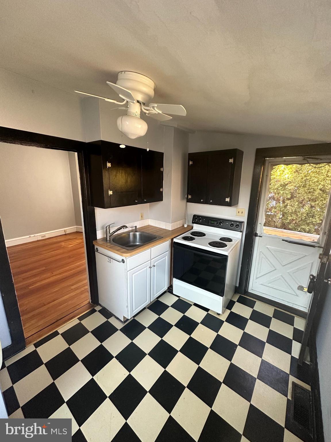 DOYLESTOWN BORO - Residential Lease