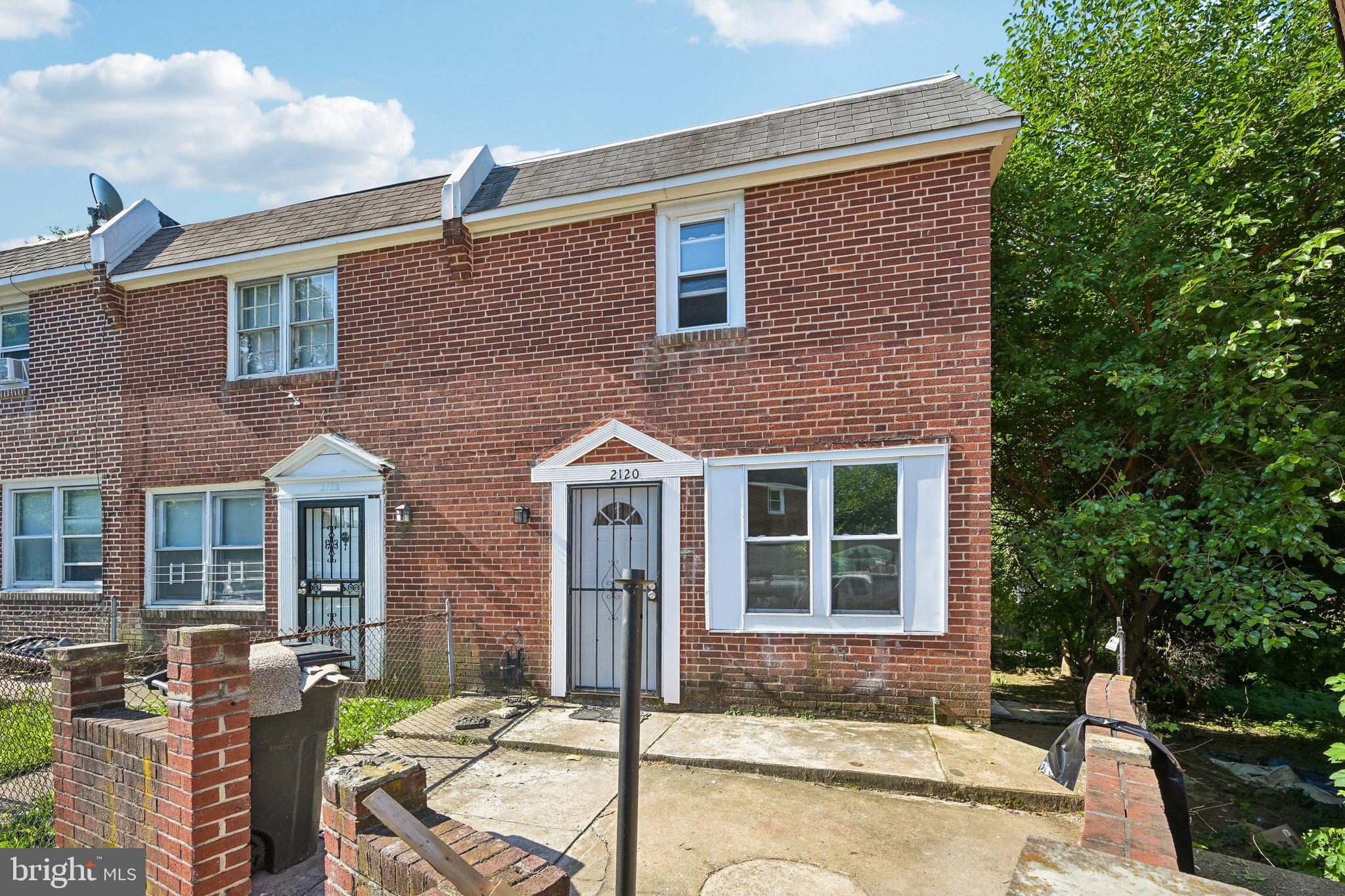ELMWOOD PARK - Residential