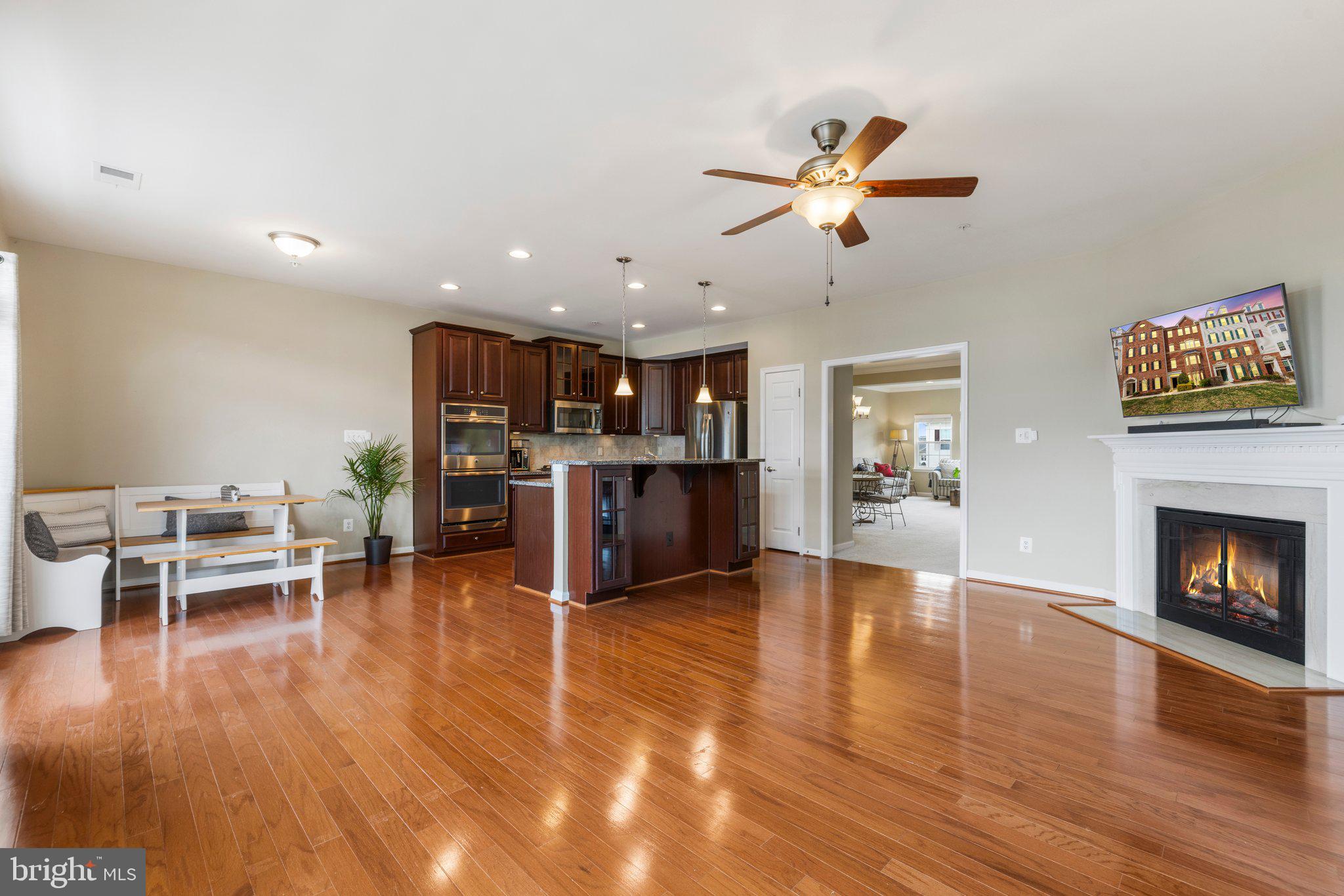 SOMERSET CONDO - Residential