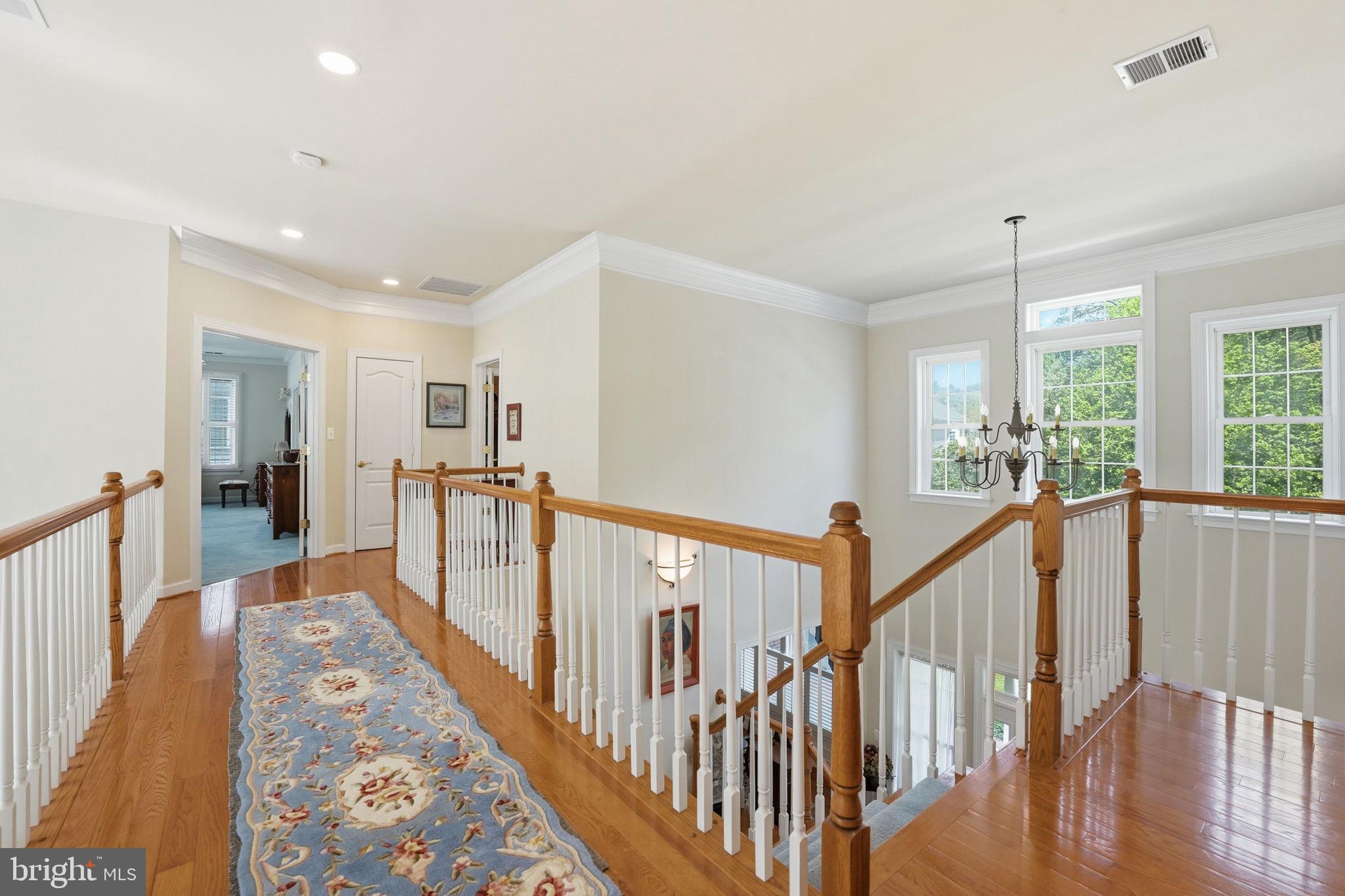 PRESIDENTIAL HILLS - Residential