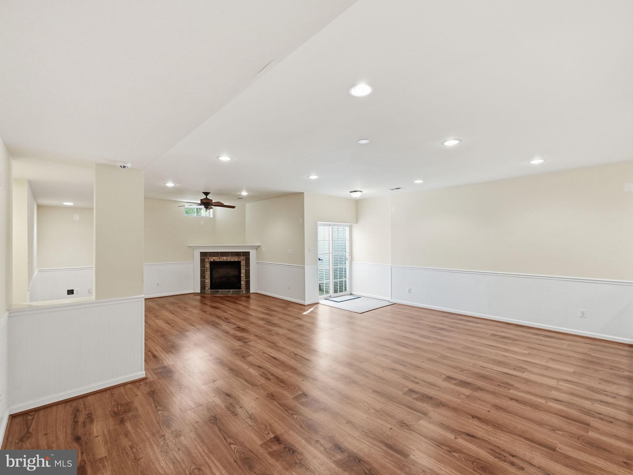 PRESIDENTIAL HILLS - Residential