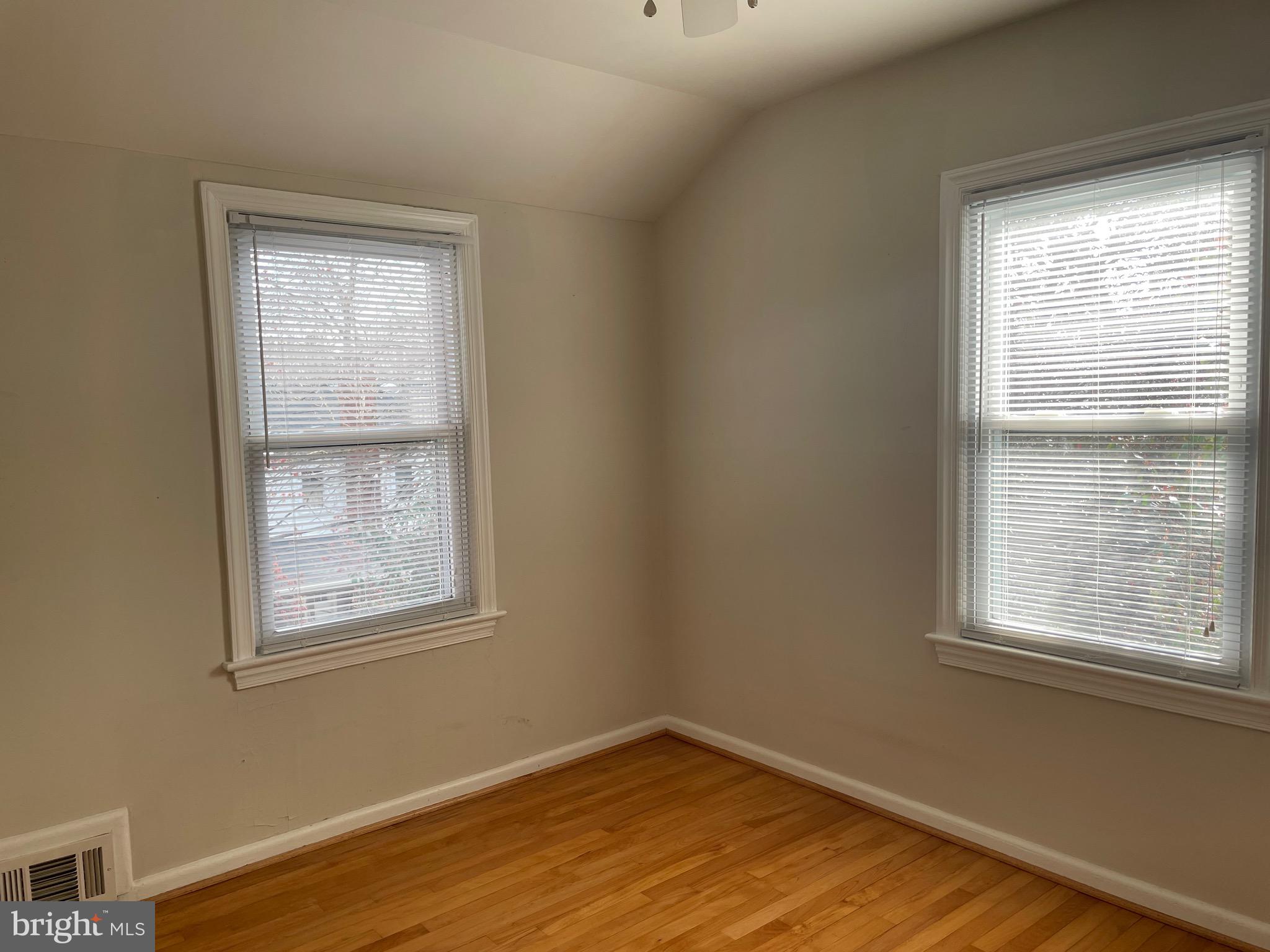 JEFFERSON MANOR - Residential Lease