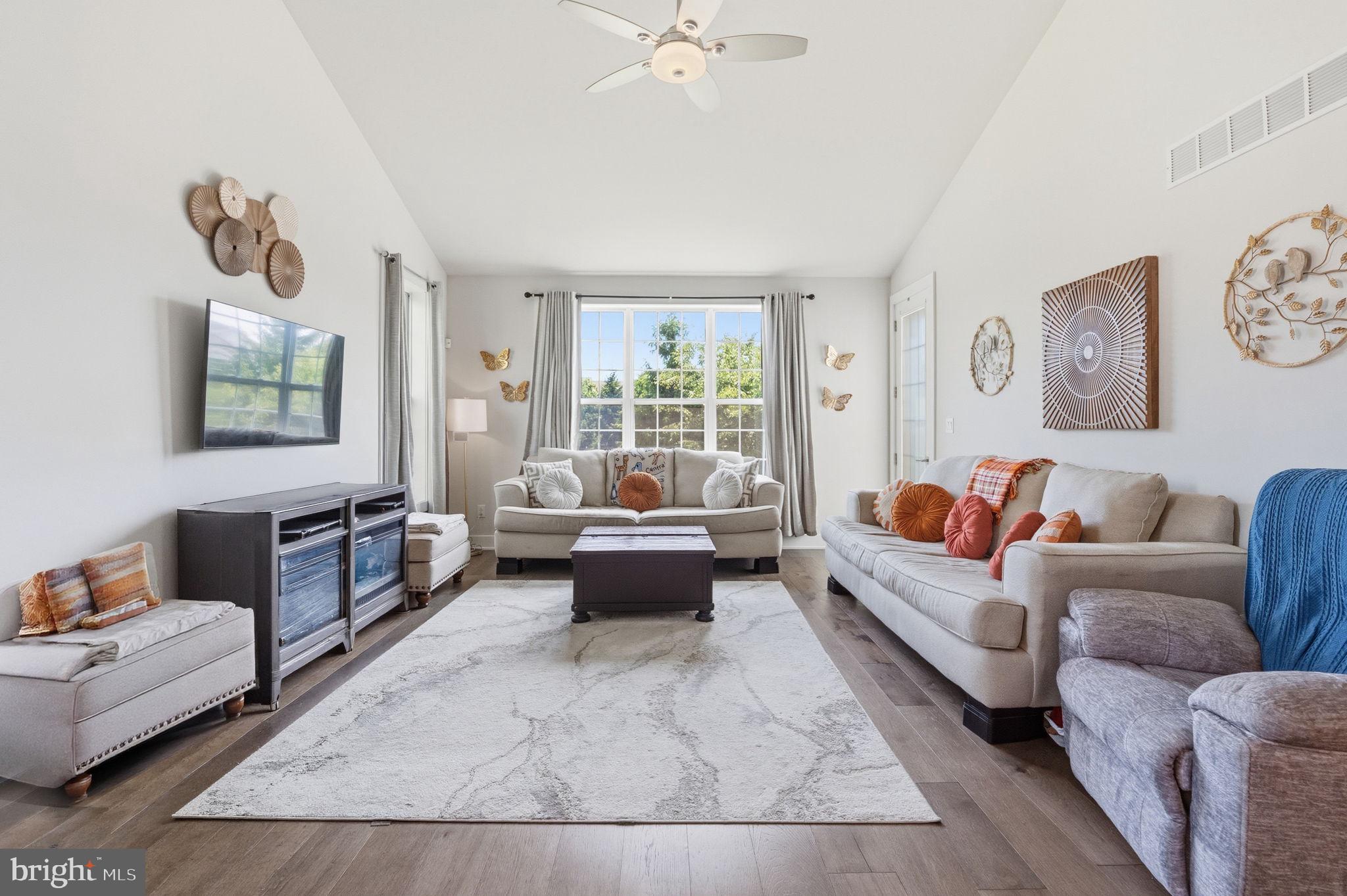 WHITE SPRINGS AT PROVIDENCE - Residential