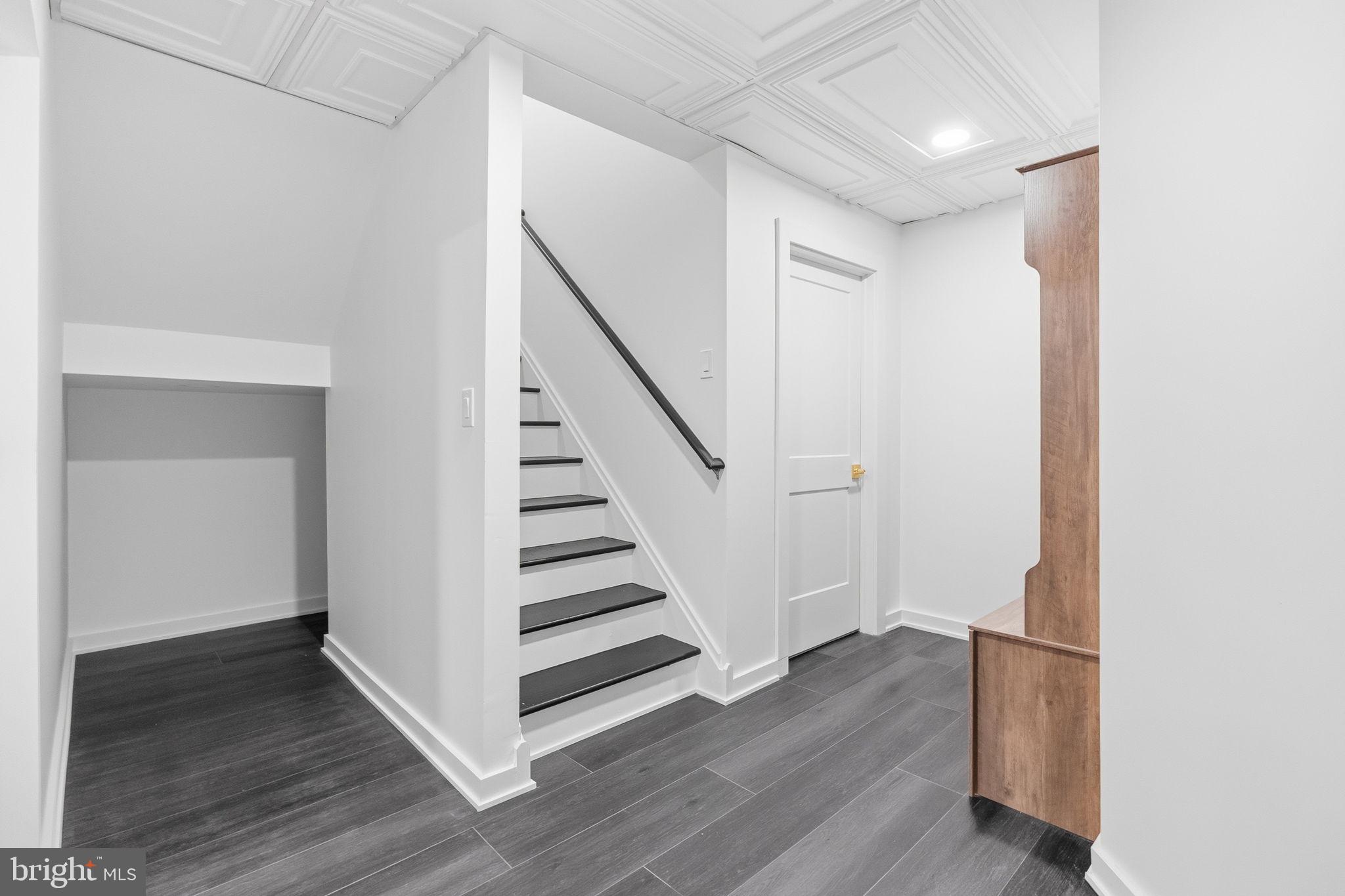 WHITE SPRINGS AT PROVIDENCE - Residential