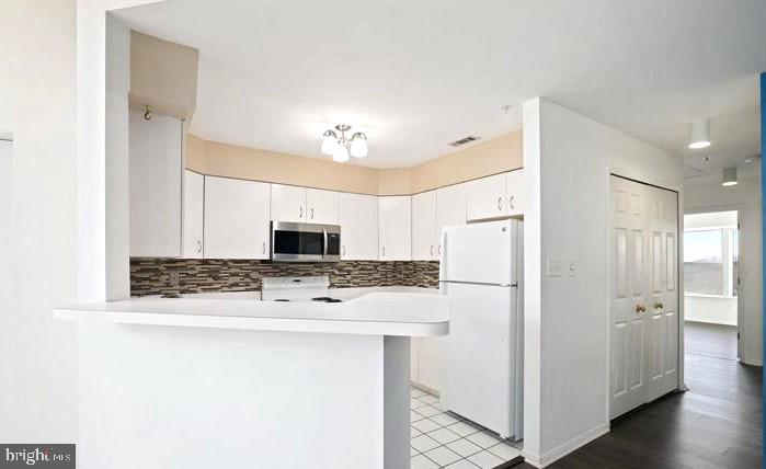 WOODLAND VILLAGE - Residential