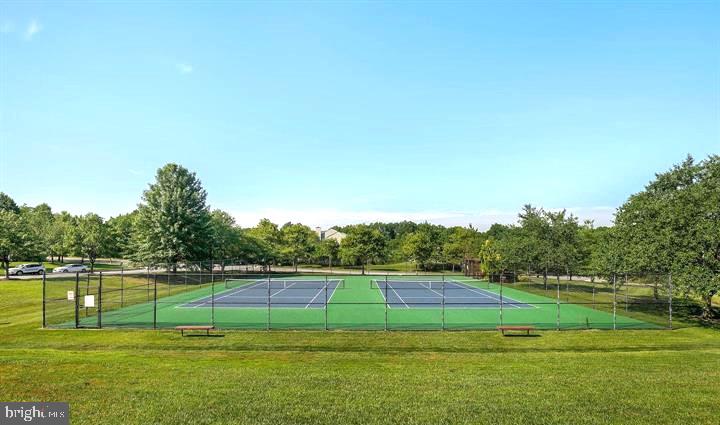 WOODLAND VILLAGE - Residential