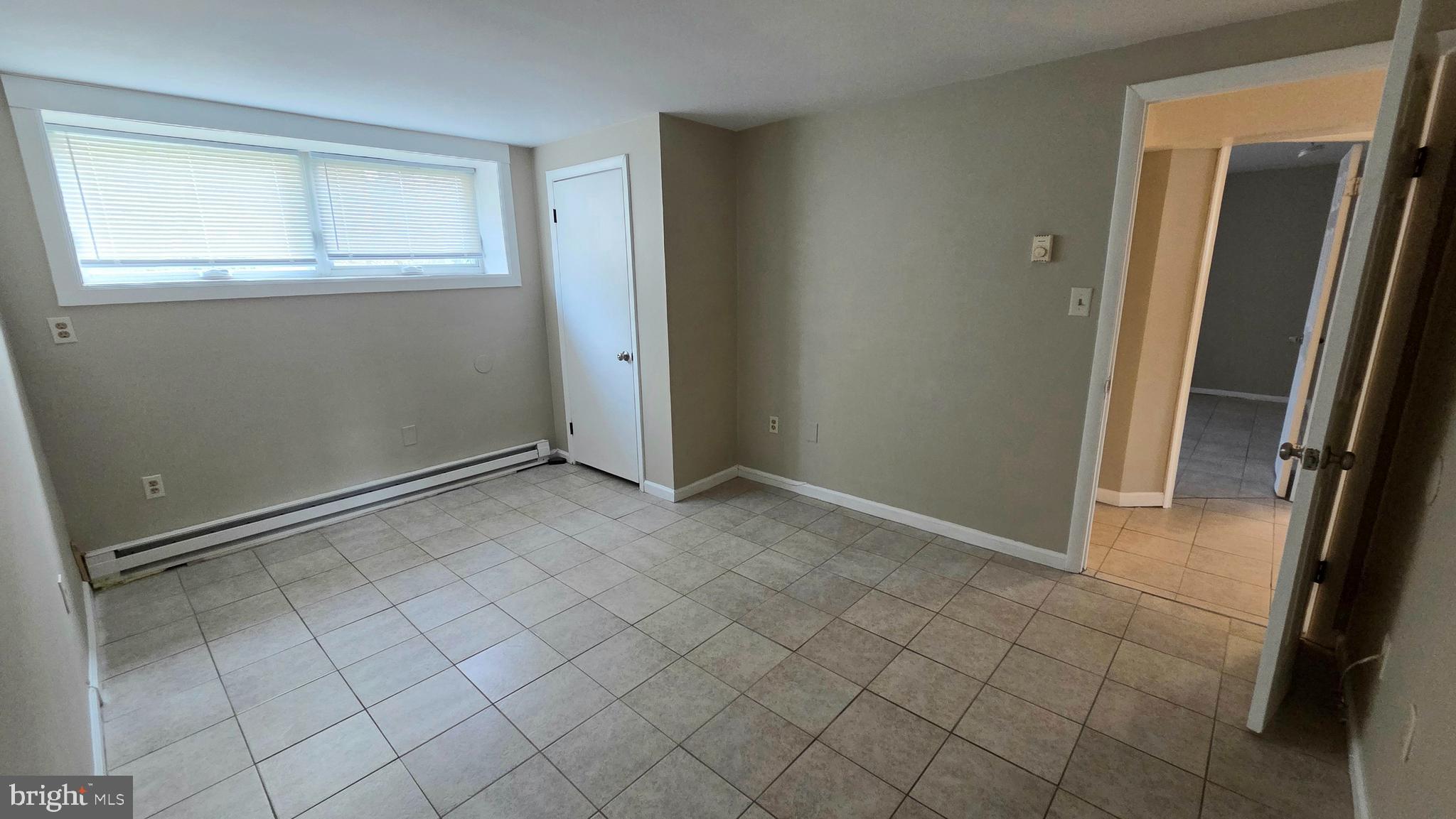 HILLCREST - Residential Lease