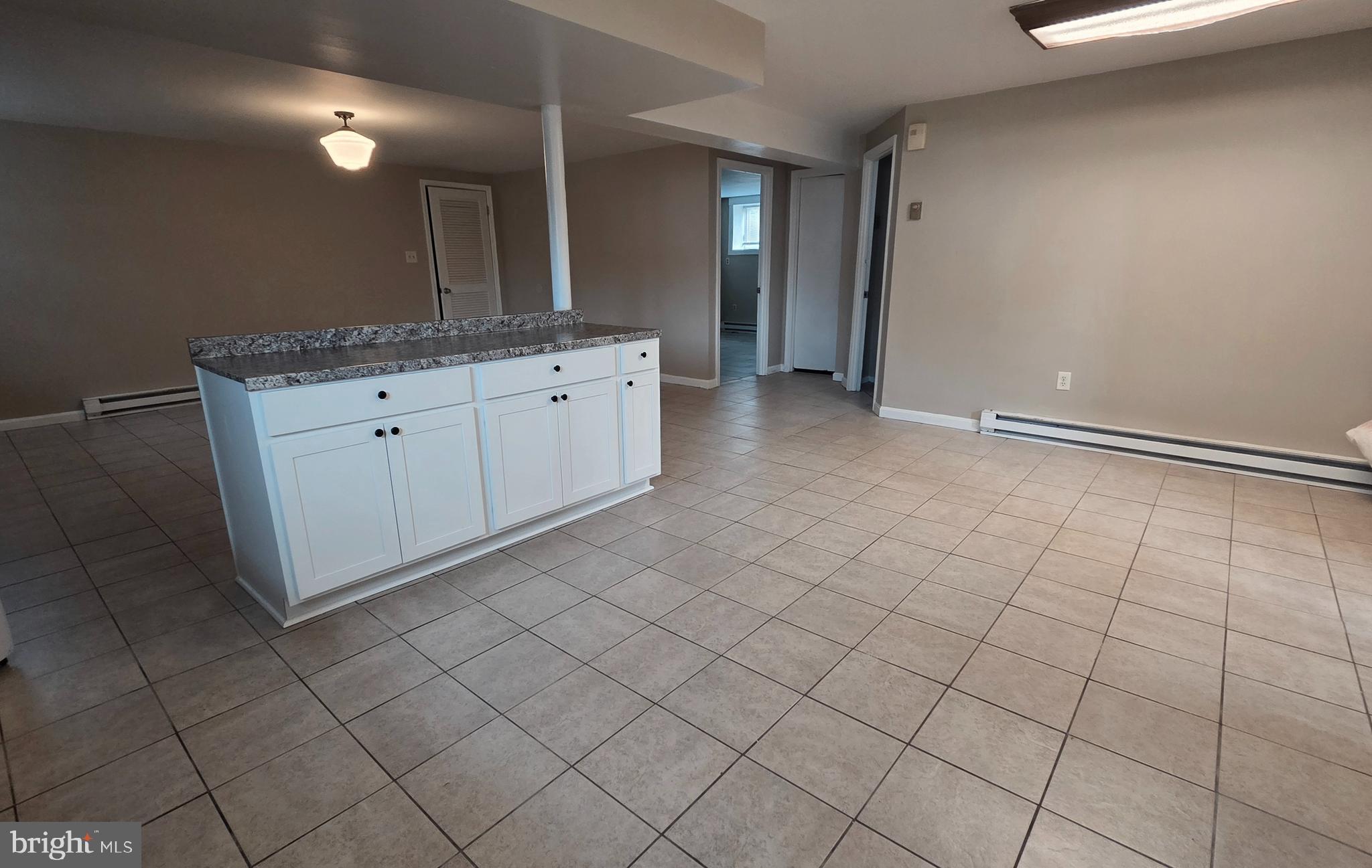HILLCREST - Residential Lease