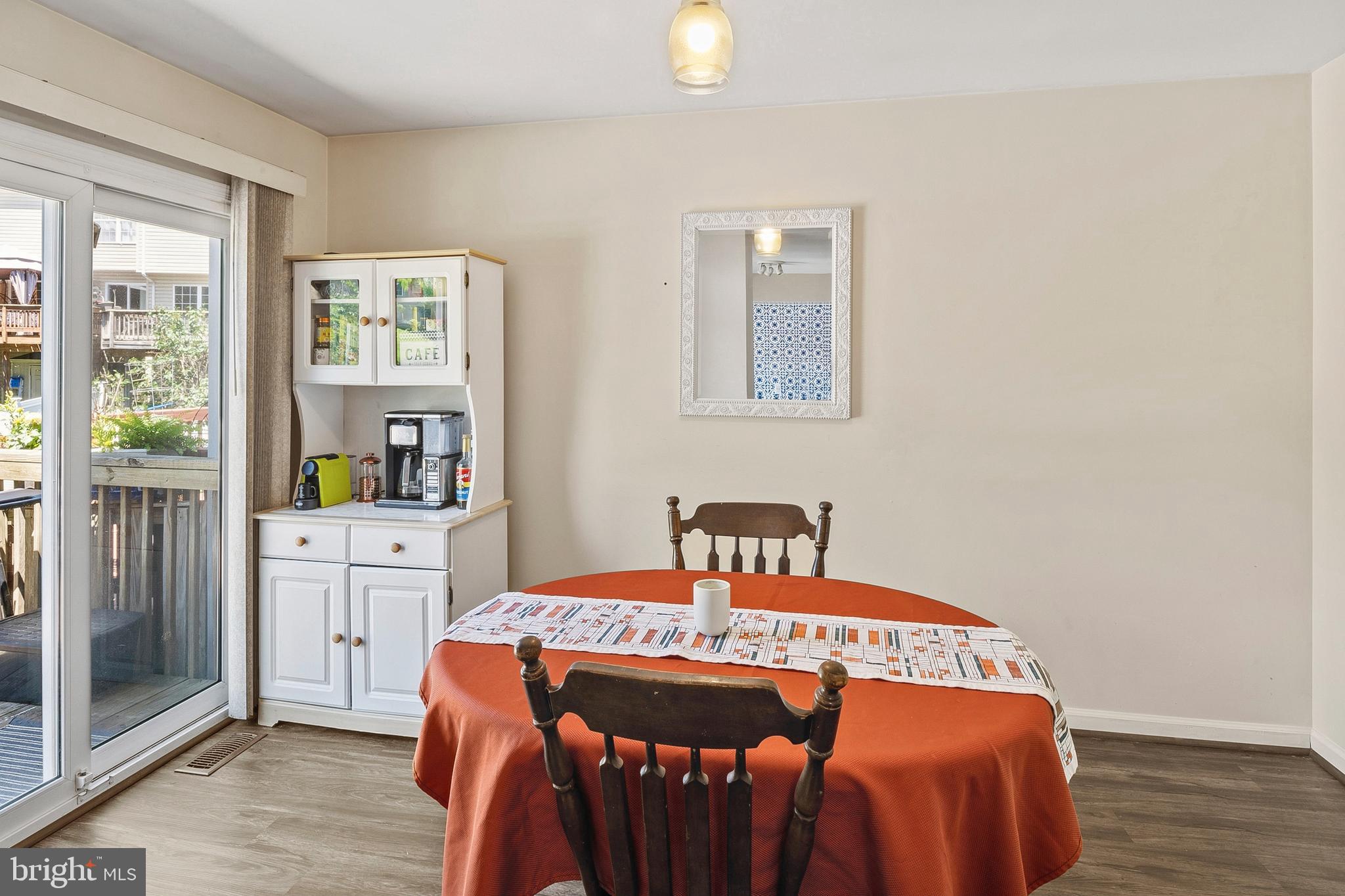 TIMBERGROVE - Residential
