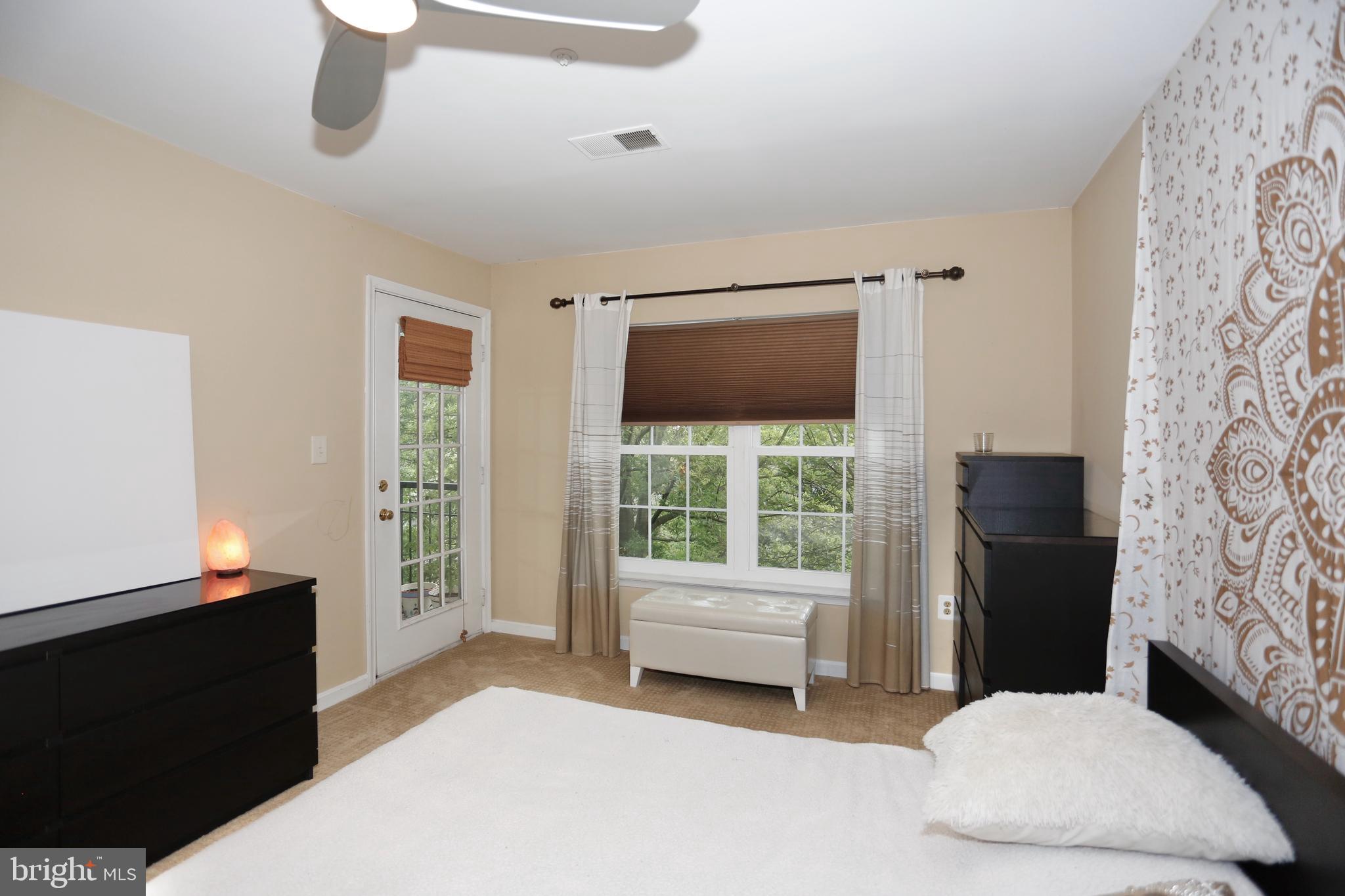 KENTLANDS VIEW - Residential