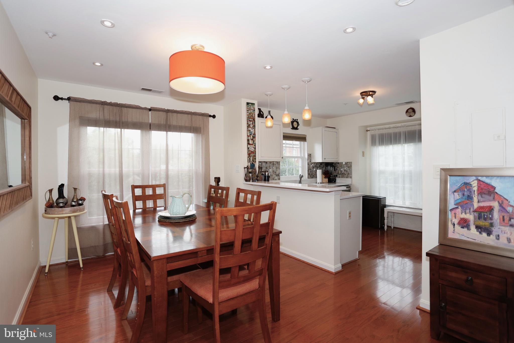KENTLANDS VIEW - Residential