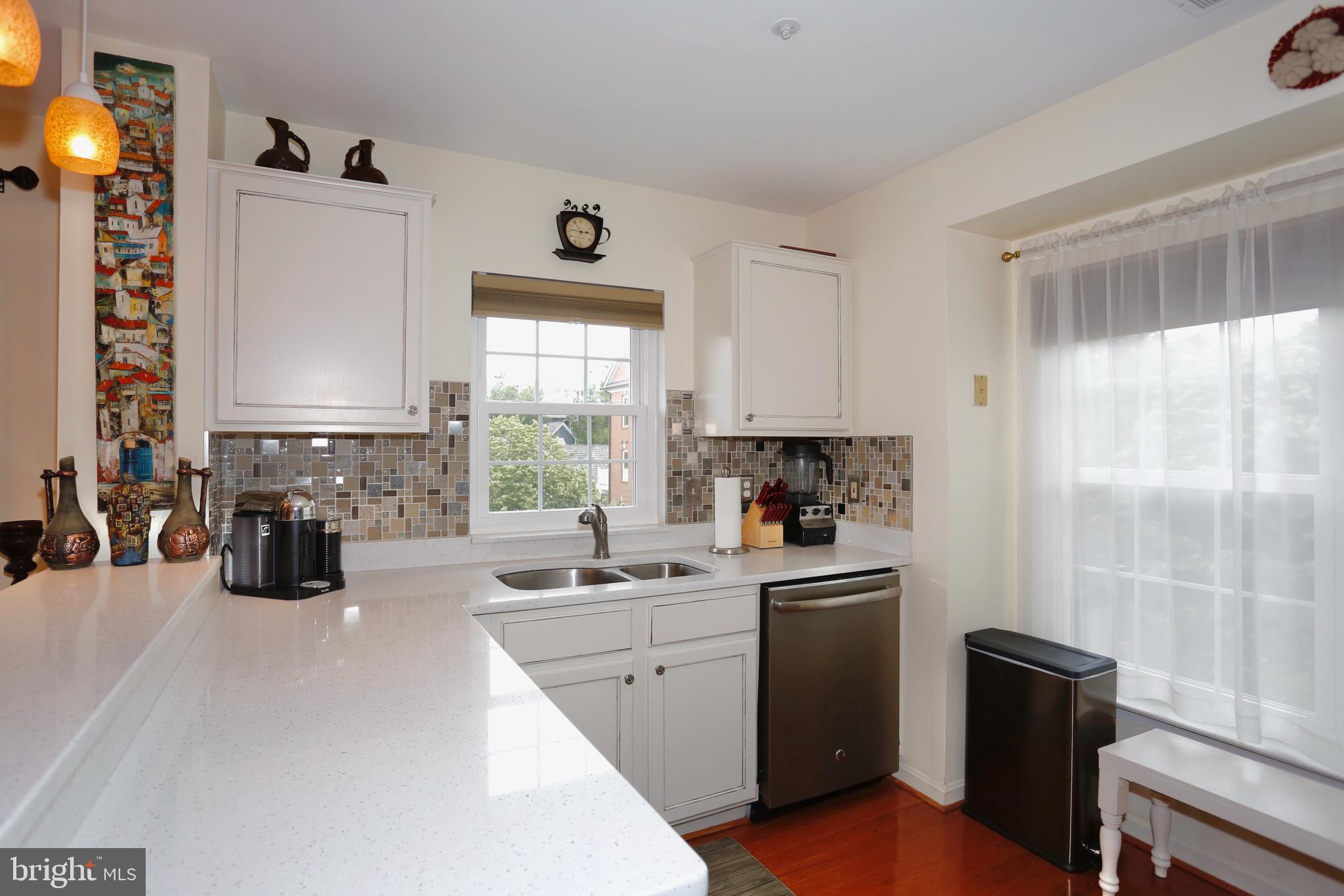 KENTLANDS VIEW - Residential