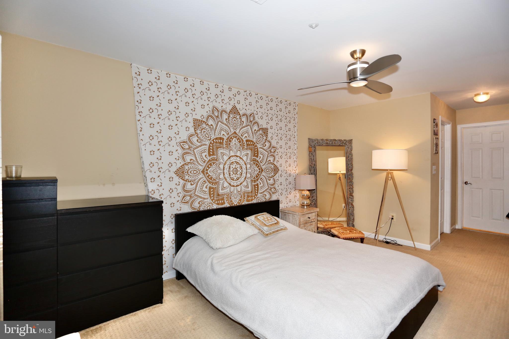KENTLANDS VIEW - Residential