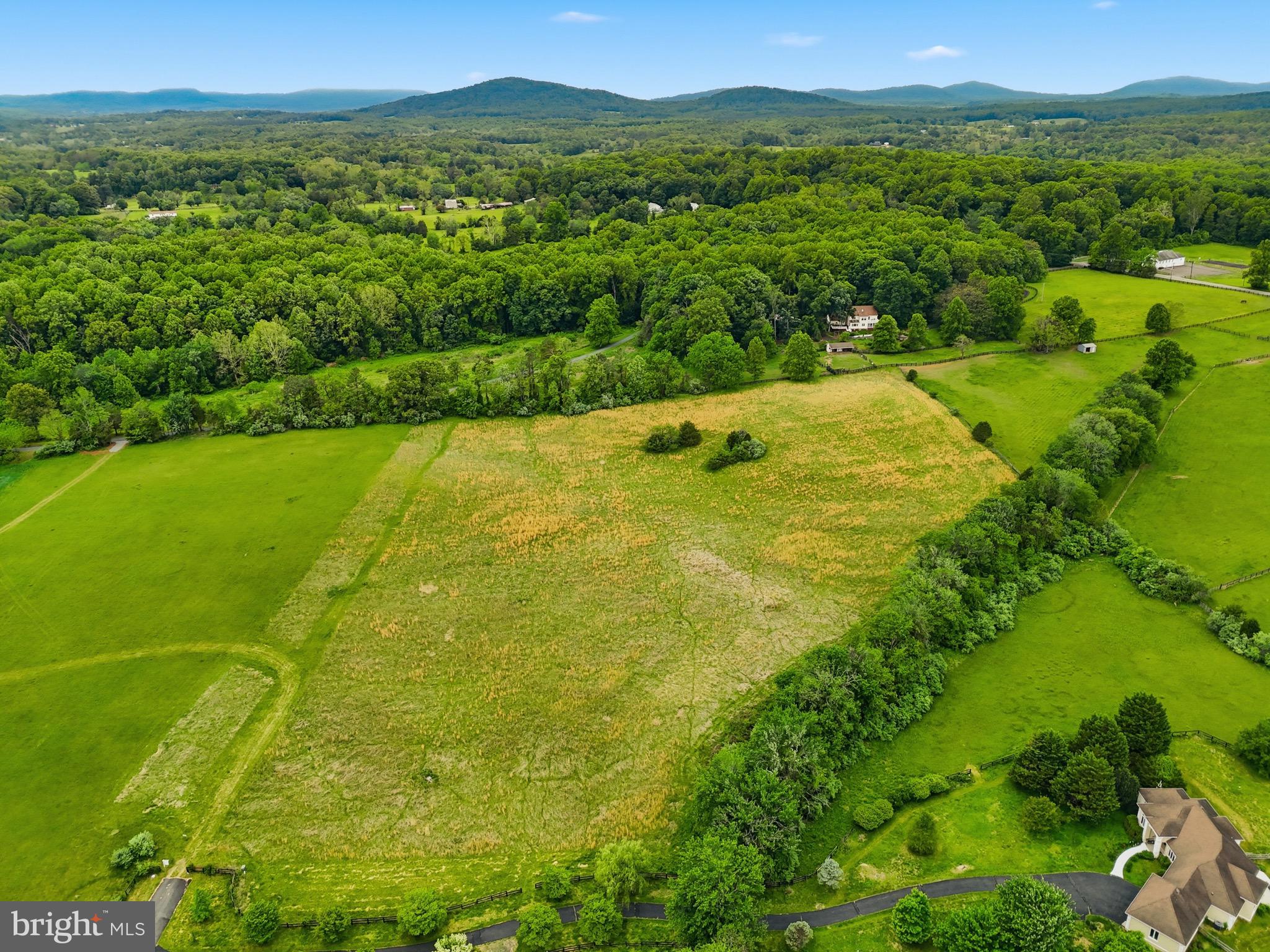 WINDEMEER FARM ESTATES - Land