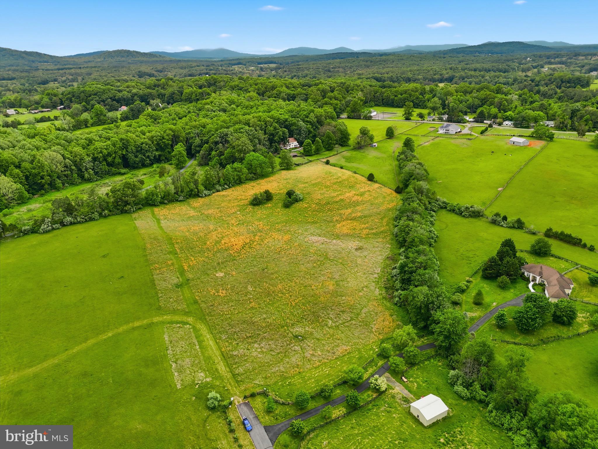 WINDEMEER FARM ESTATES - Land