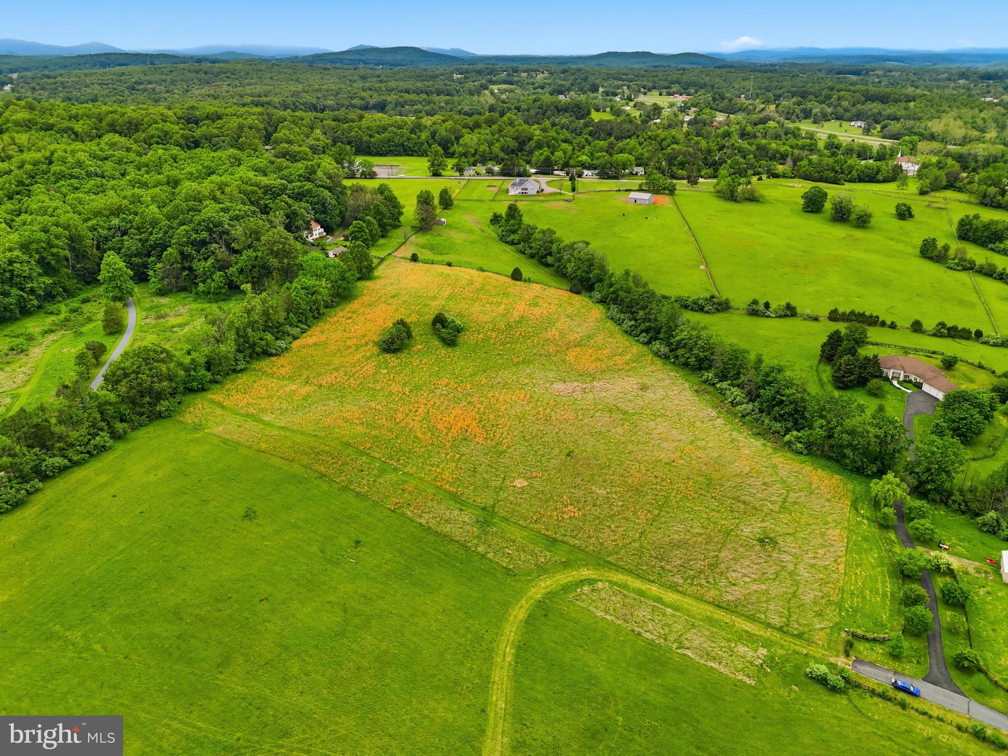 WINDEMEER FARM ESTATES - Land