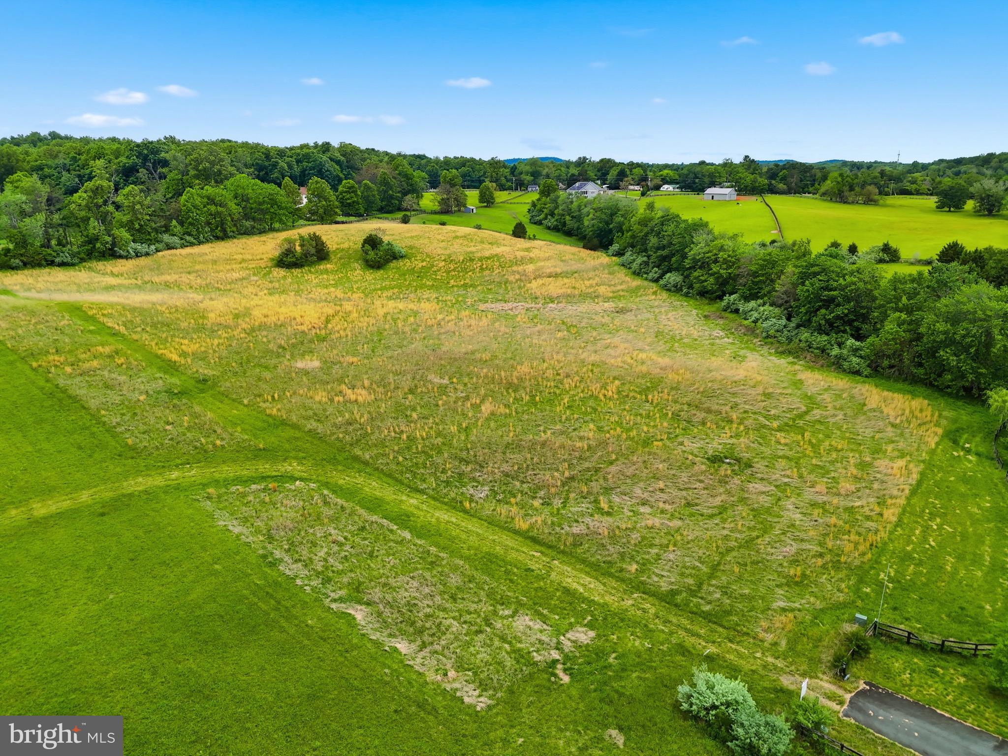 WINDEMEER FARM ESTATES - Land