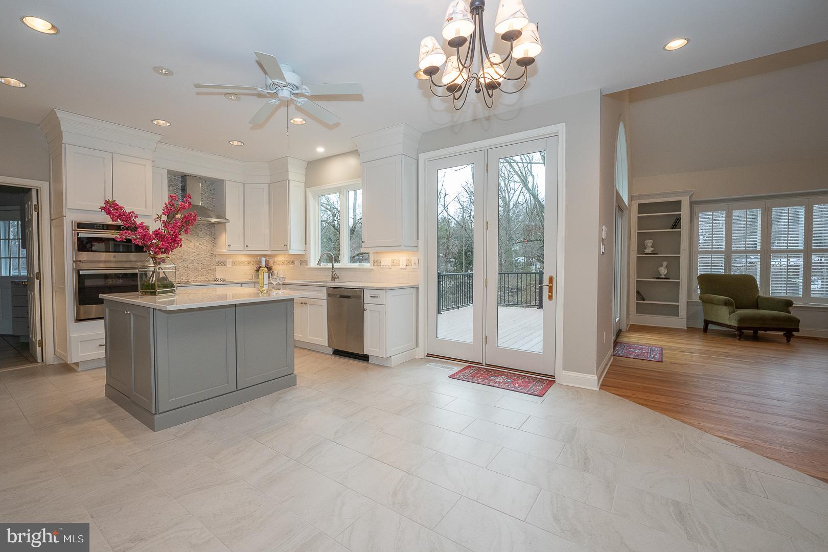 SUNWOOD FARM - Residential