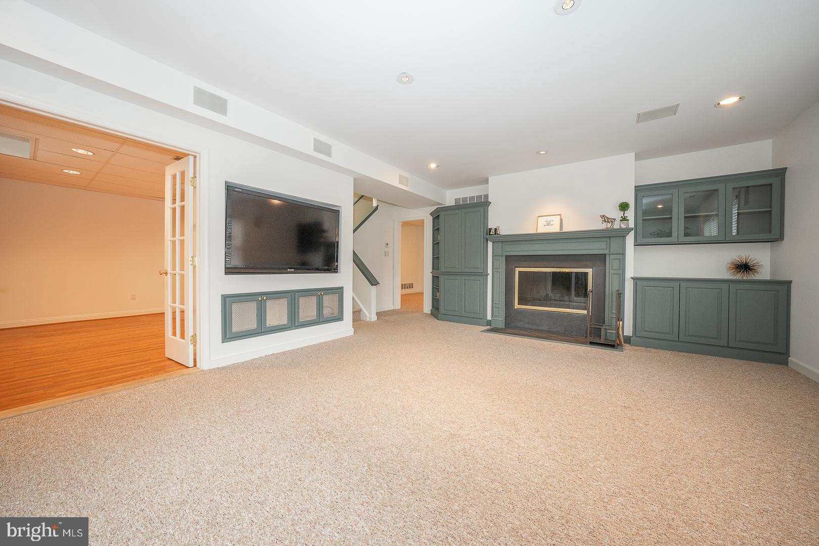 SUNWOOD FARM - Residential