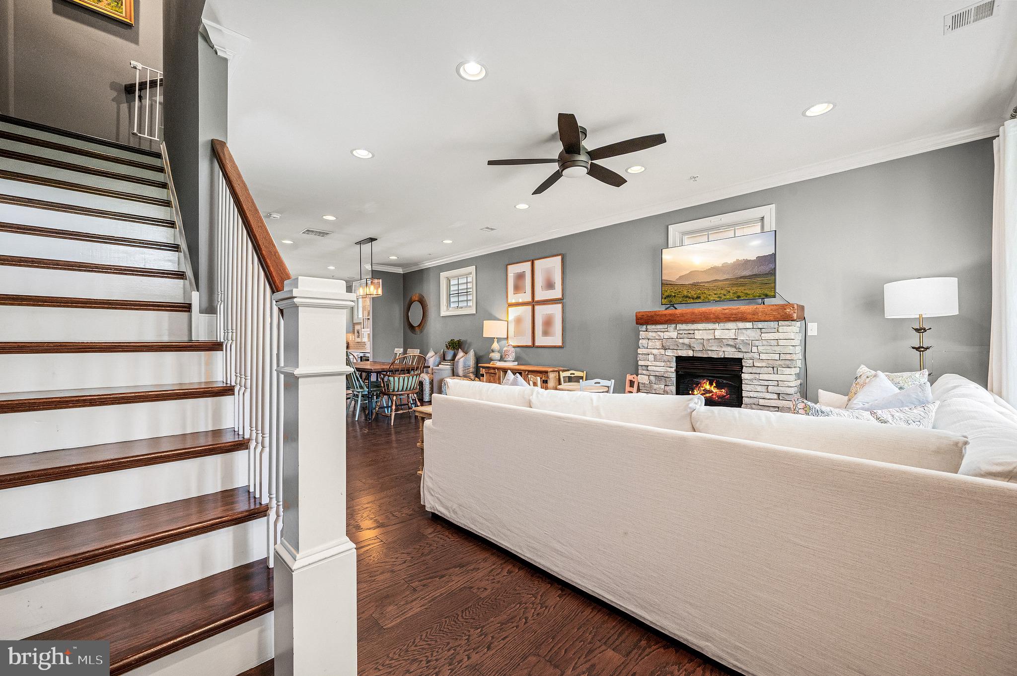 MAGNOLIA PLACE - Residential