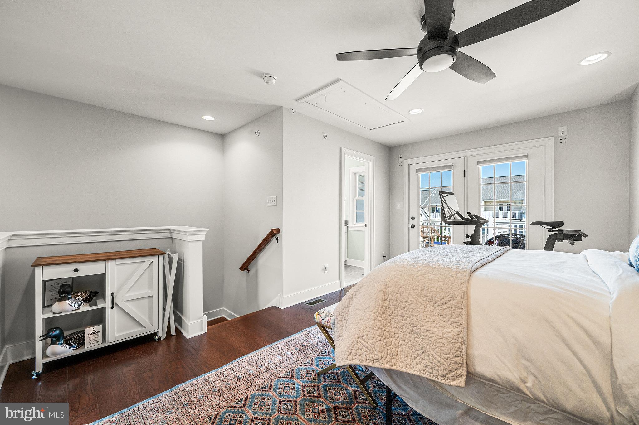 MAGNOLIA PLACE - Residential