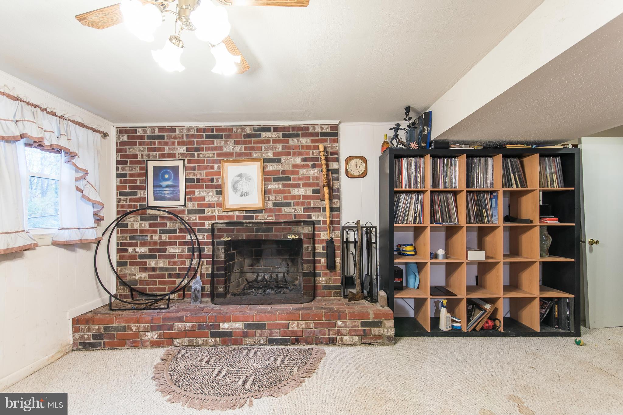 MOSBY WOODS - Residential