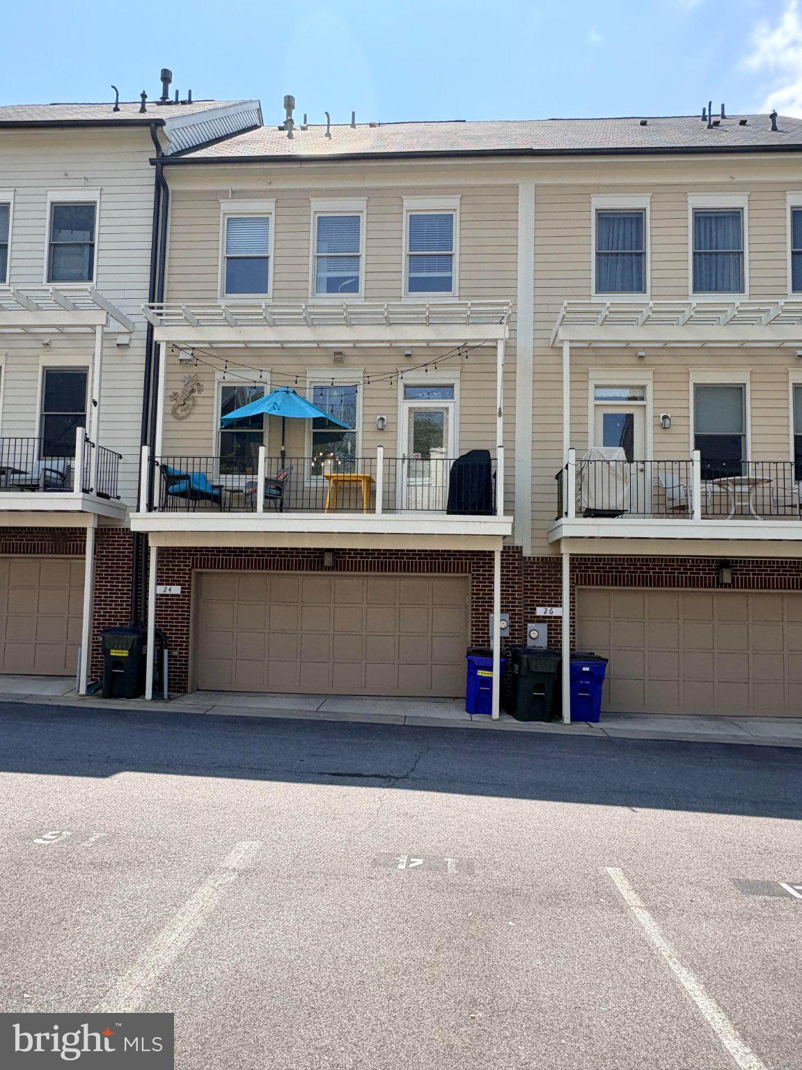 MAXWELL SQUARE - Residential