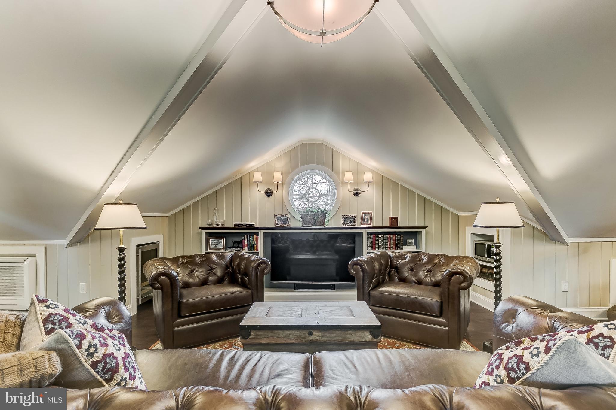 ROLAND PARK - Residential