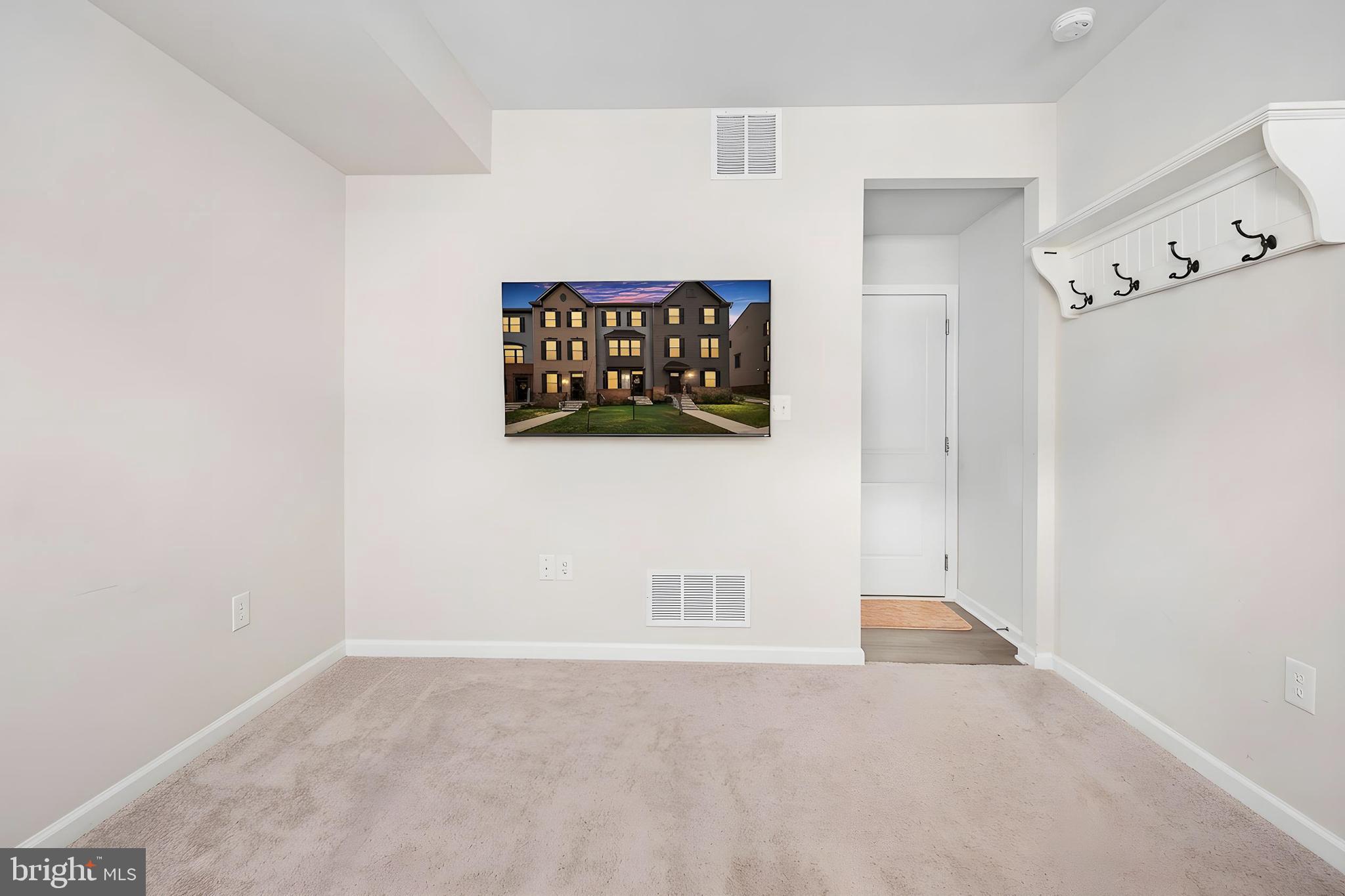 FREDERICKSBURG CITY - Residential